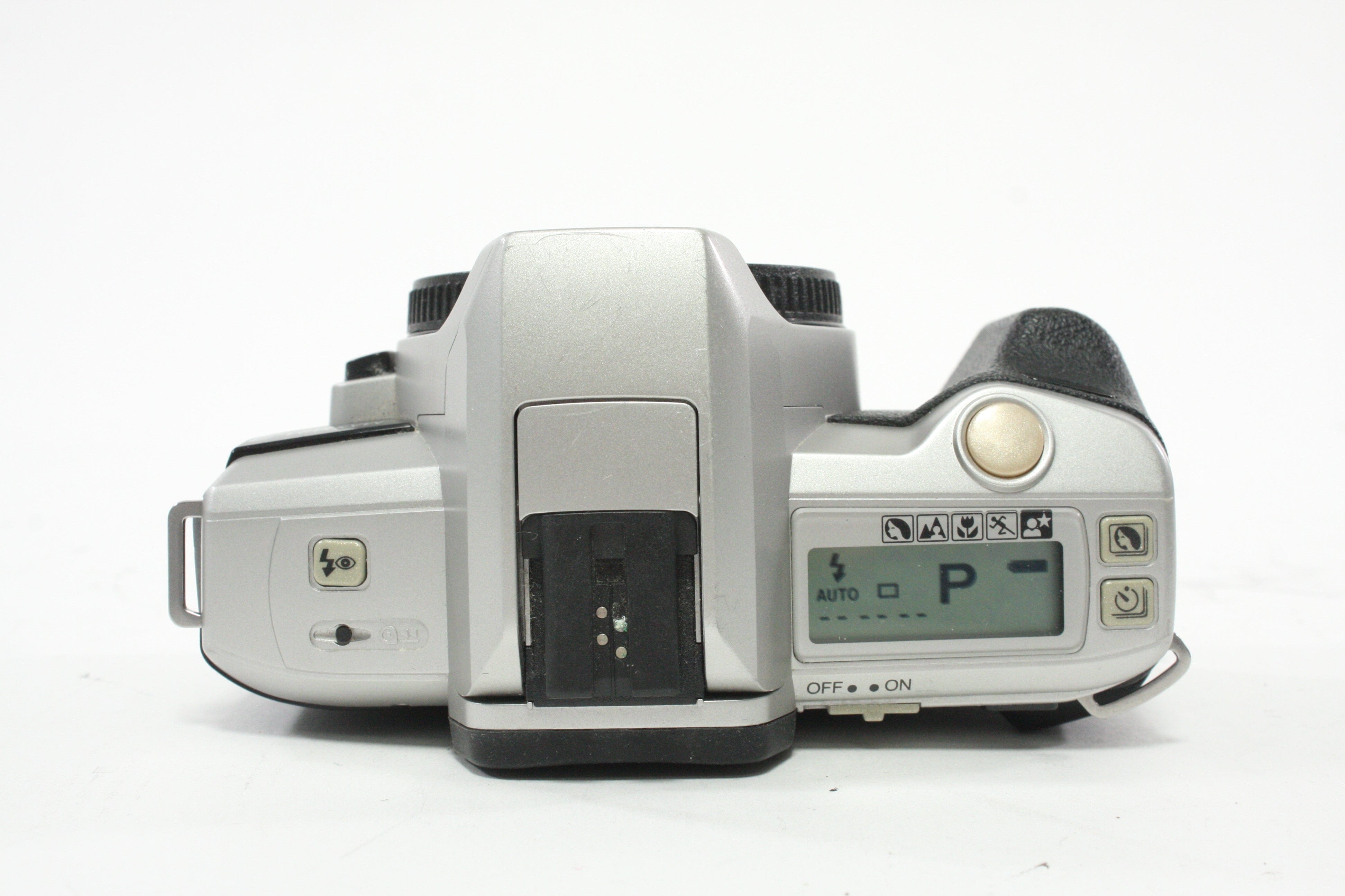 Minolta Maxxum 3 35mm SLR Camera Body