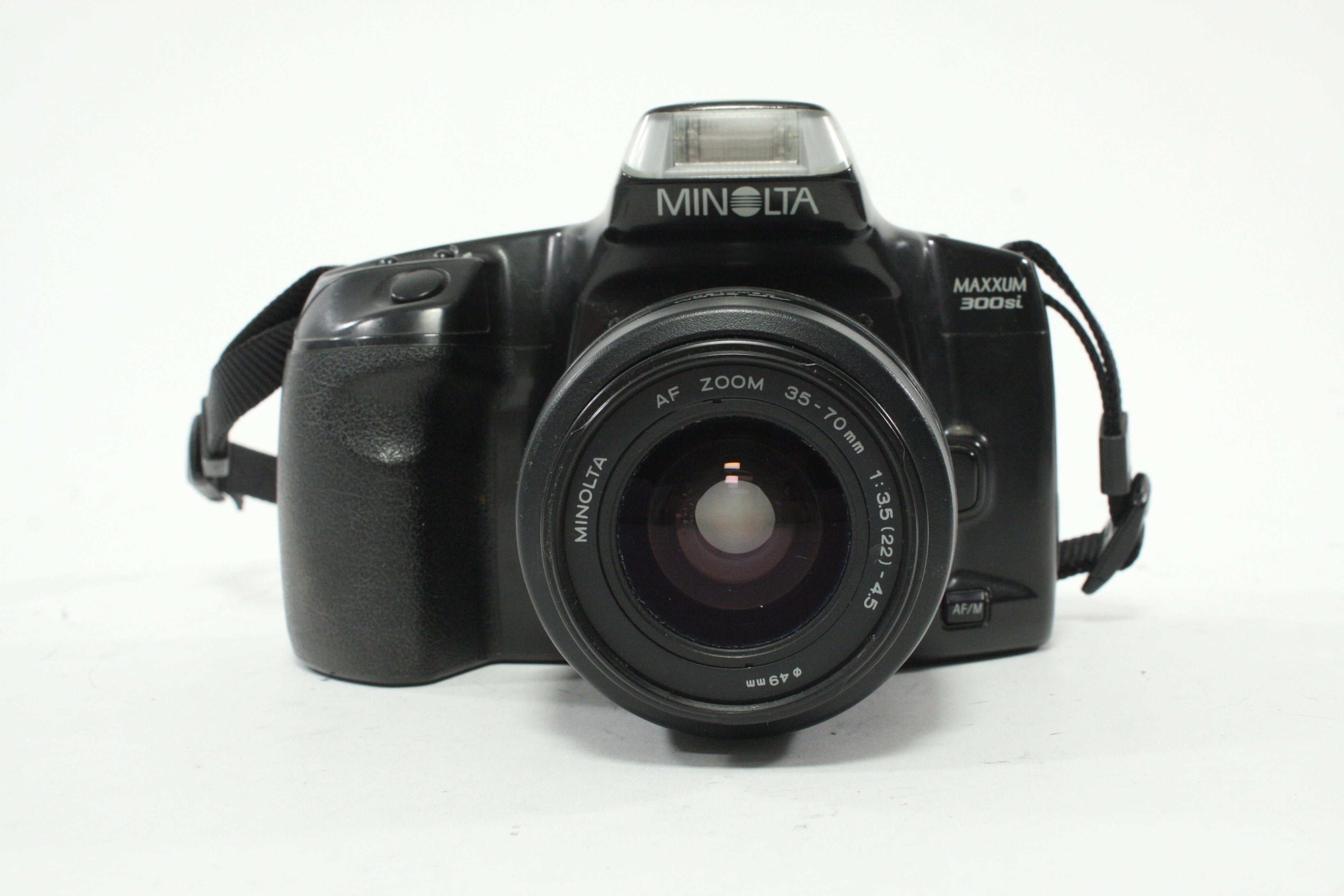 Minolta Maxxum 300si SLR Camera with 35-70mm f/3.5-4.5 Lens