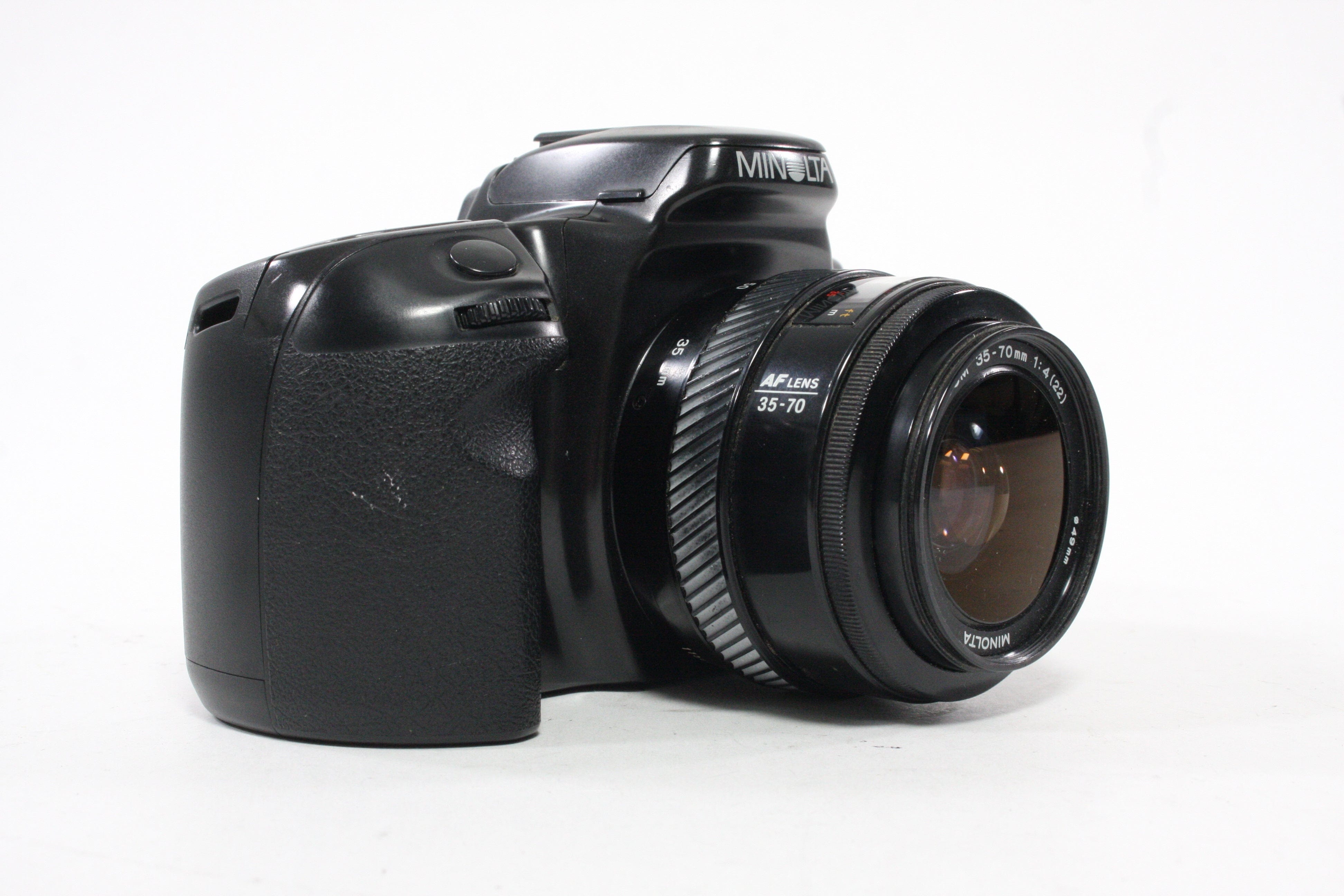 Minolta Maxxum 400Si 35mm SLR Camera with 35-70mm f/4