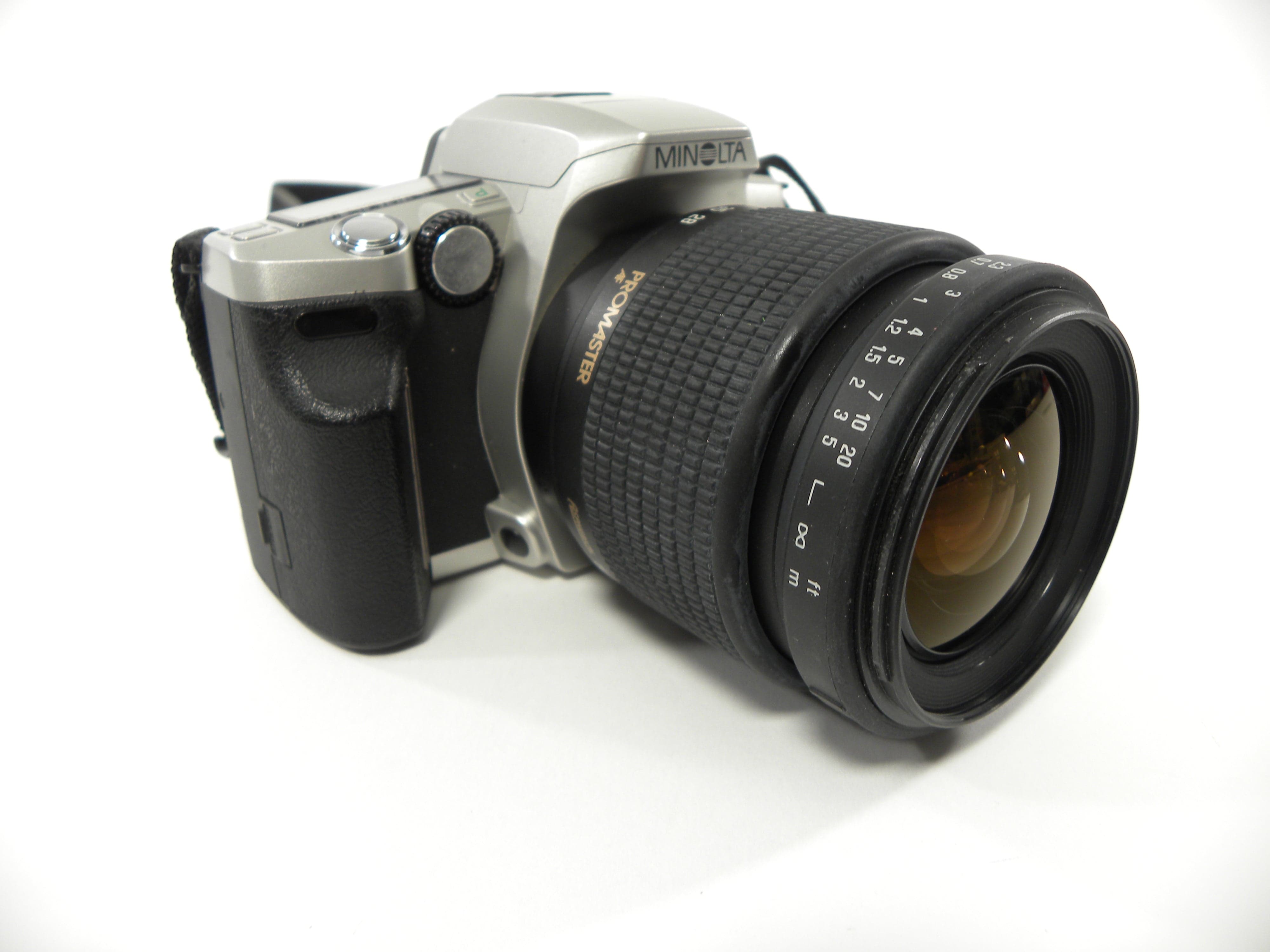 Minolta Maxxum 5 35mm SLR w/Promaster AF 28-80mm f3.5-5.6