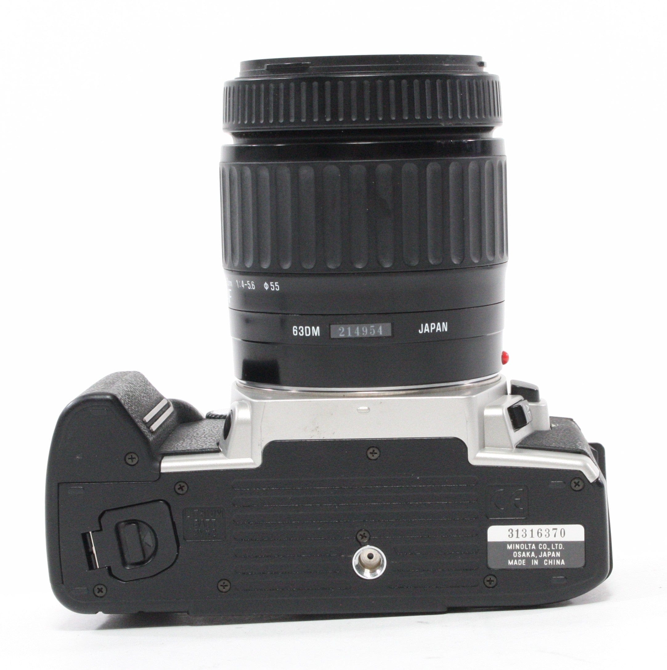 Minolta Maxxum 5 with Tamron AF 35-90mm f/4-5.6 lens