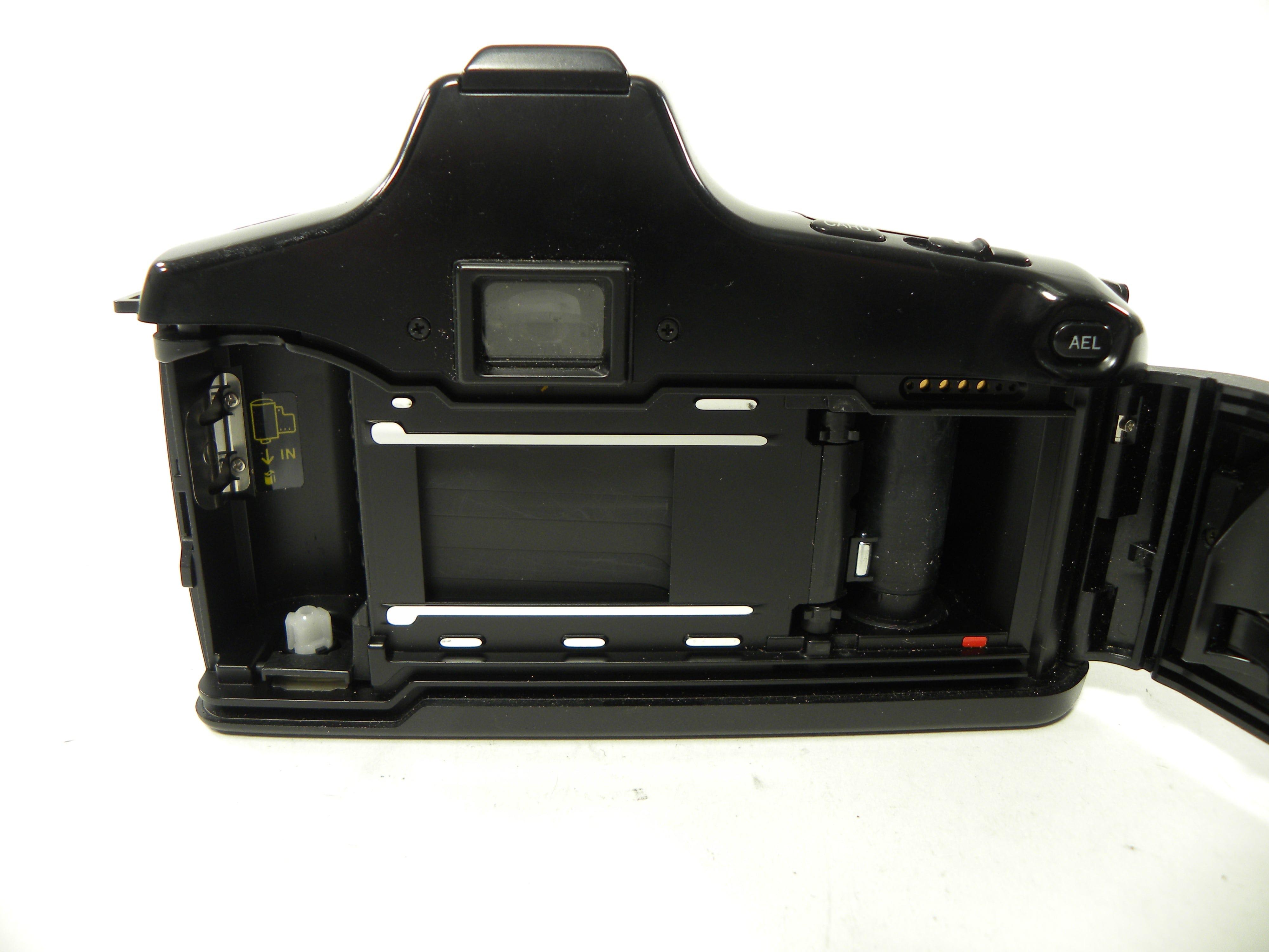 Minolta Maxxum 5000i 35mm SLR w/Maxxum Zoom AF 35-105mm f3.5-4.5