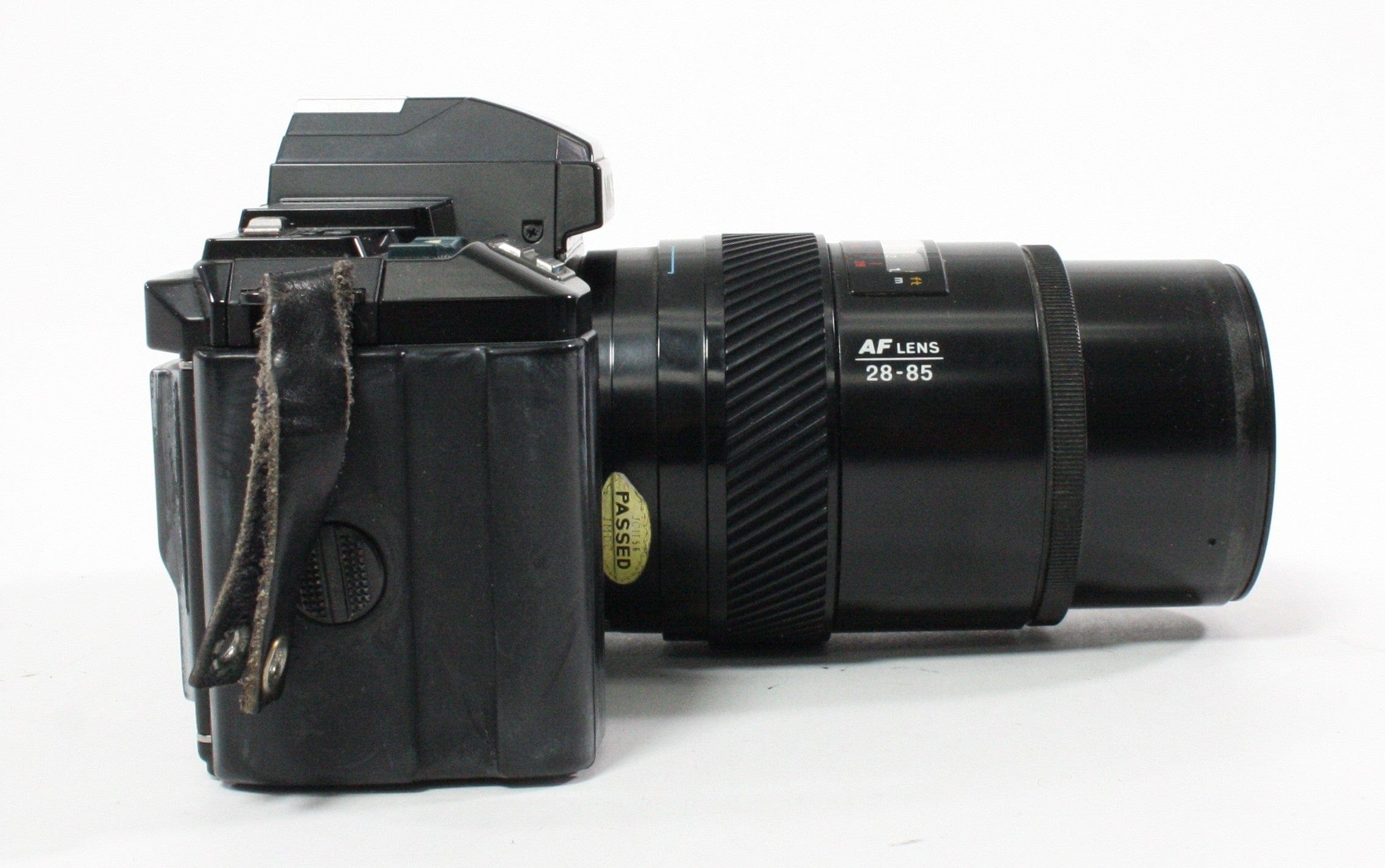 Minolta Maxxum 7000 35mm Camera with 28-85mm f/3.5-4.5 Lens