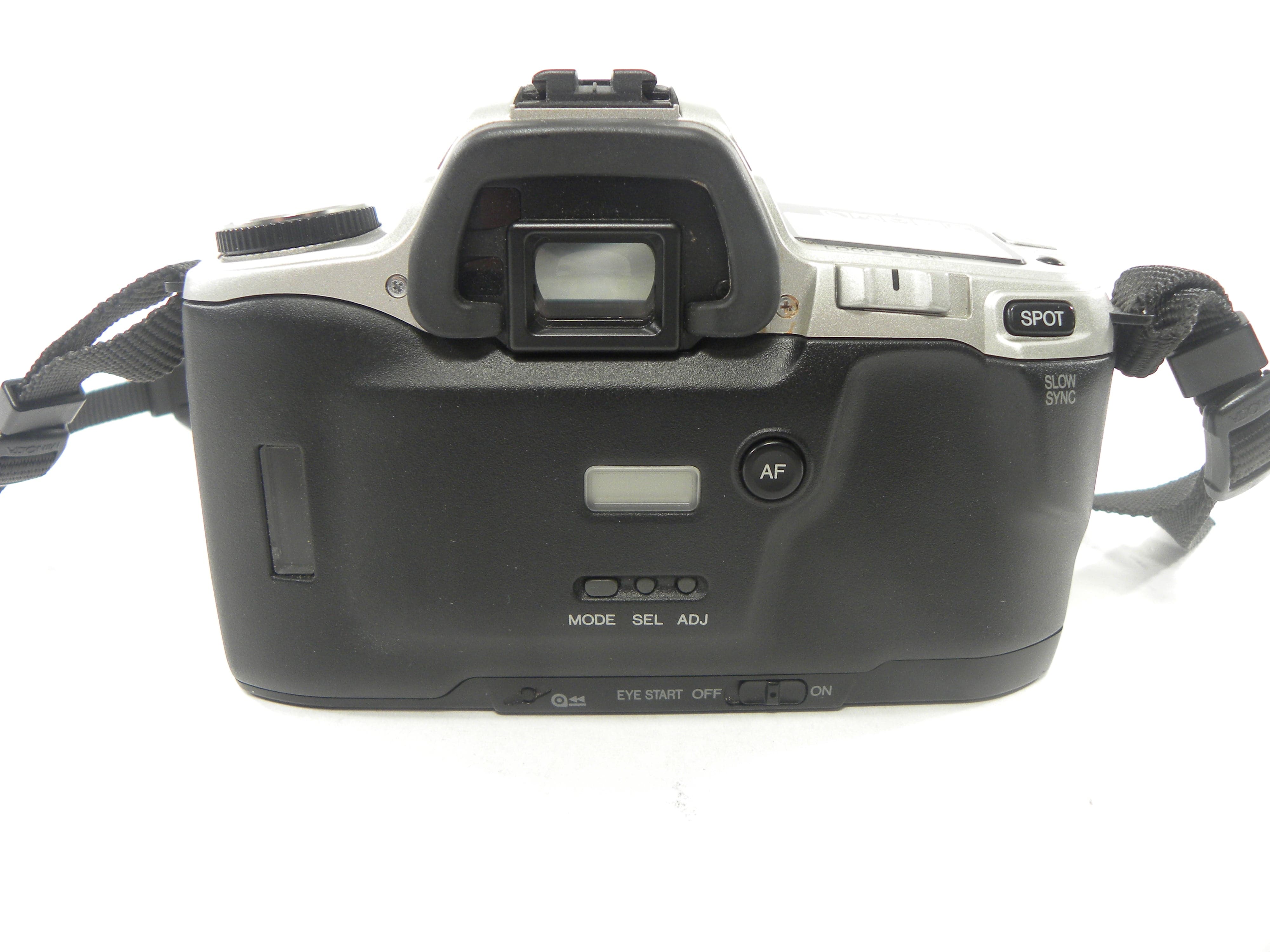 Minolta Maxxum XTsi 35mm SLR w/Maxxum AF 28-80mm f3.5-5.6