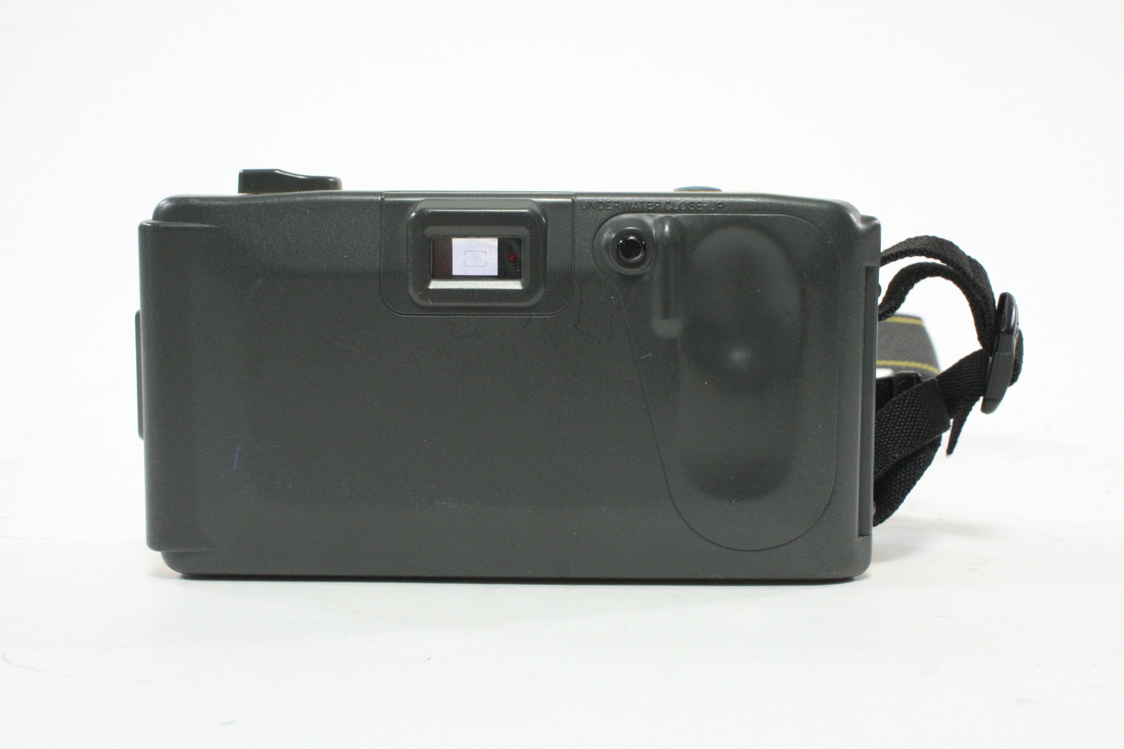 Minolta Weathermatic Dual 35 35mm Camera