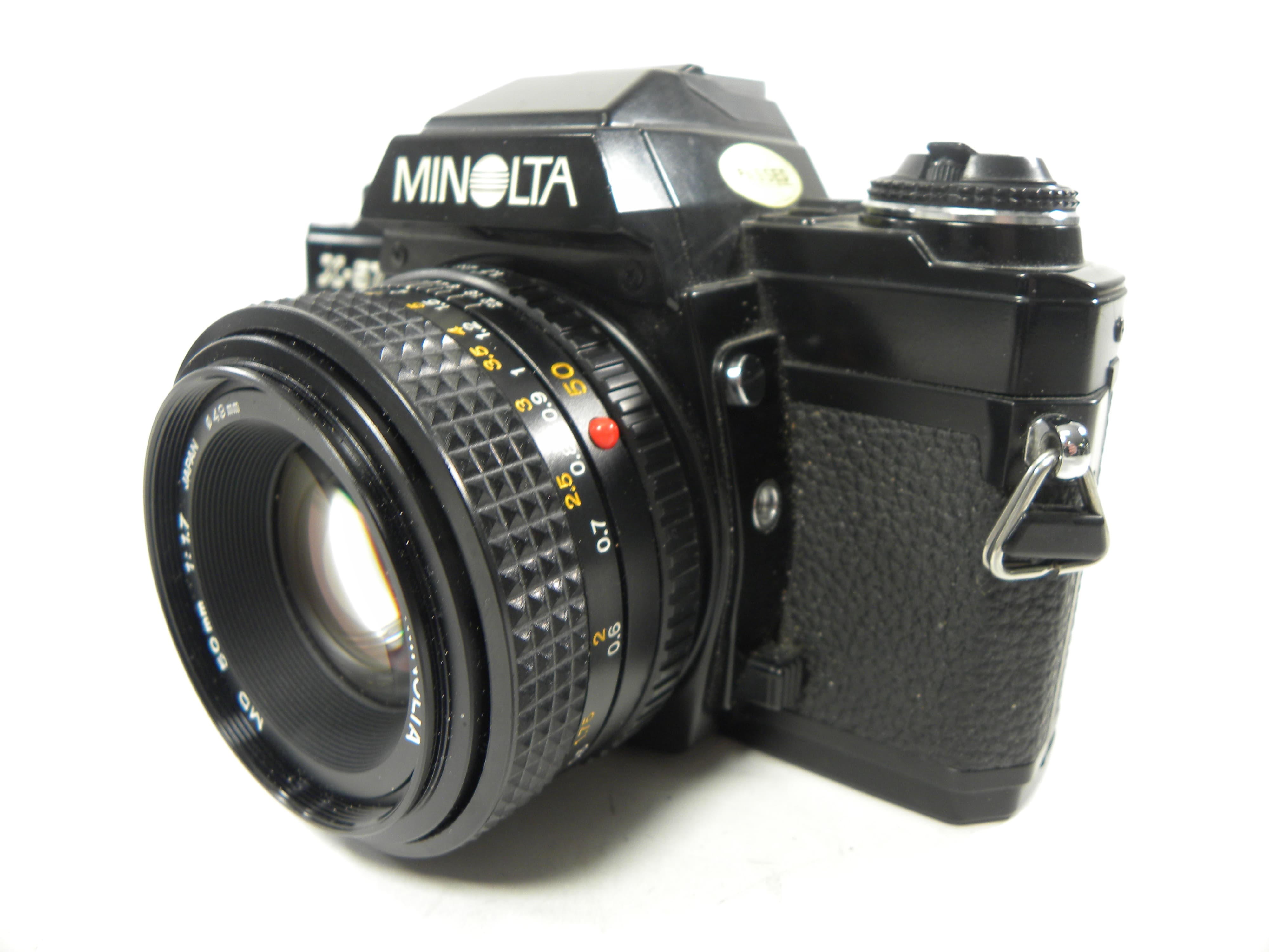 Minolta X-570 35mm SLR w/ MD 50mm f1.7