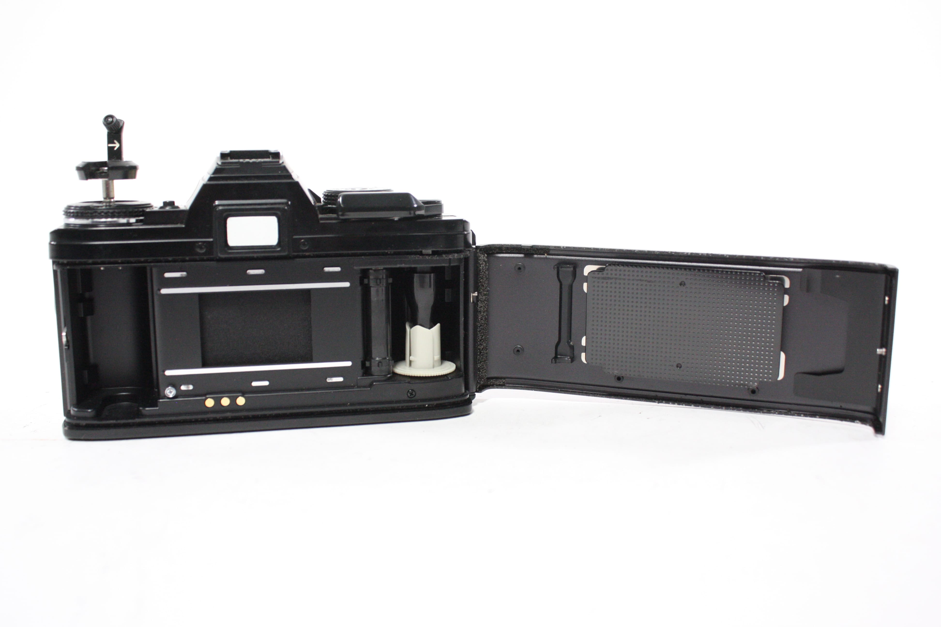 Minolta X-700 35mm SLR Camera with Minolta 45mm f/2 Rokkor-X Lens for MD Mount