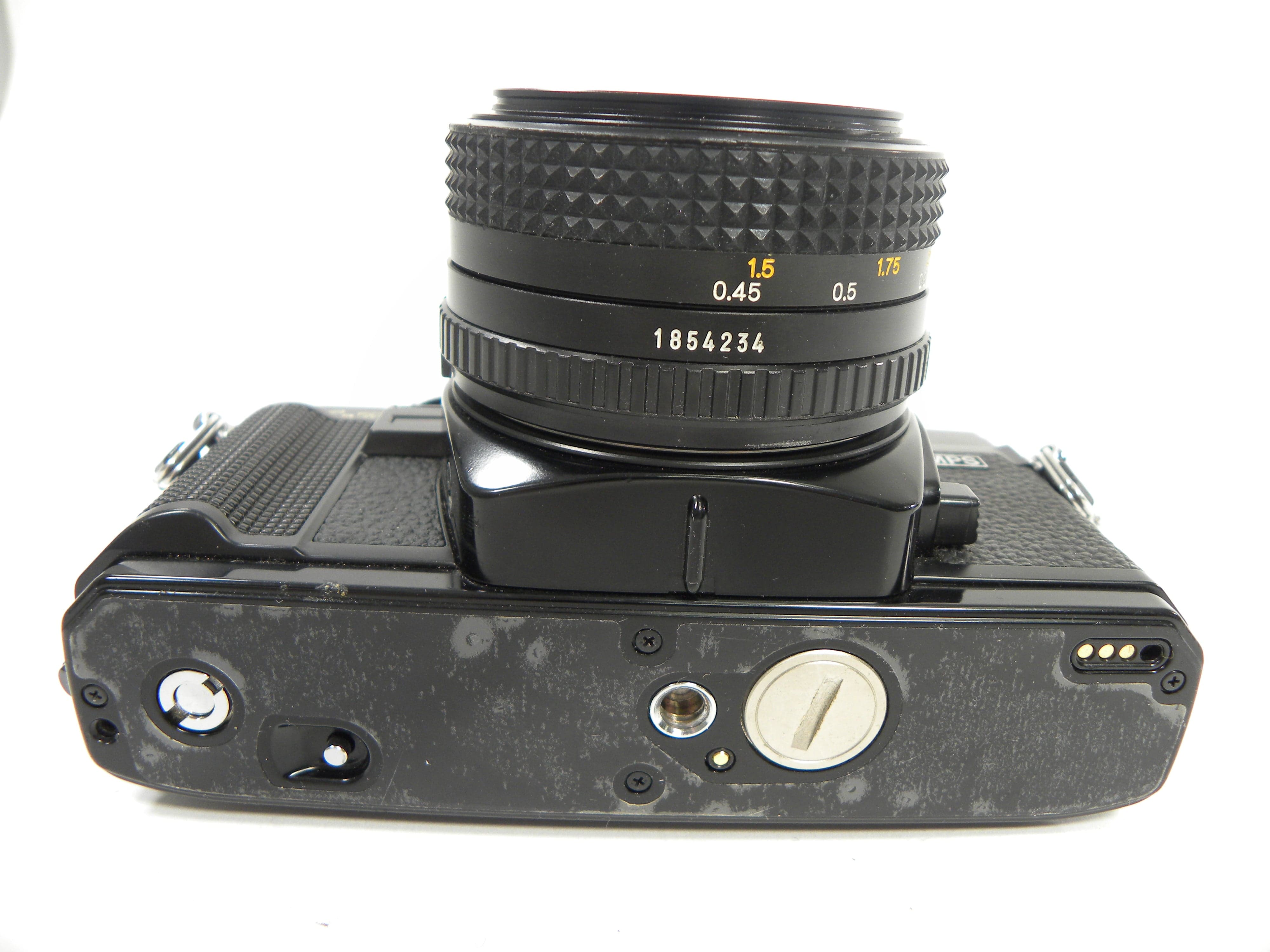 Minolta X-700 SLR Camera with 50mm f/2 MD Lens