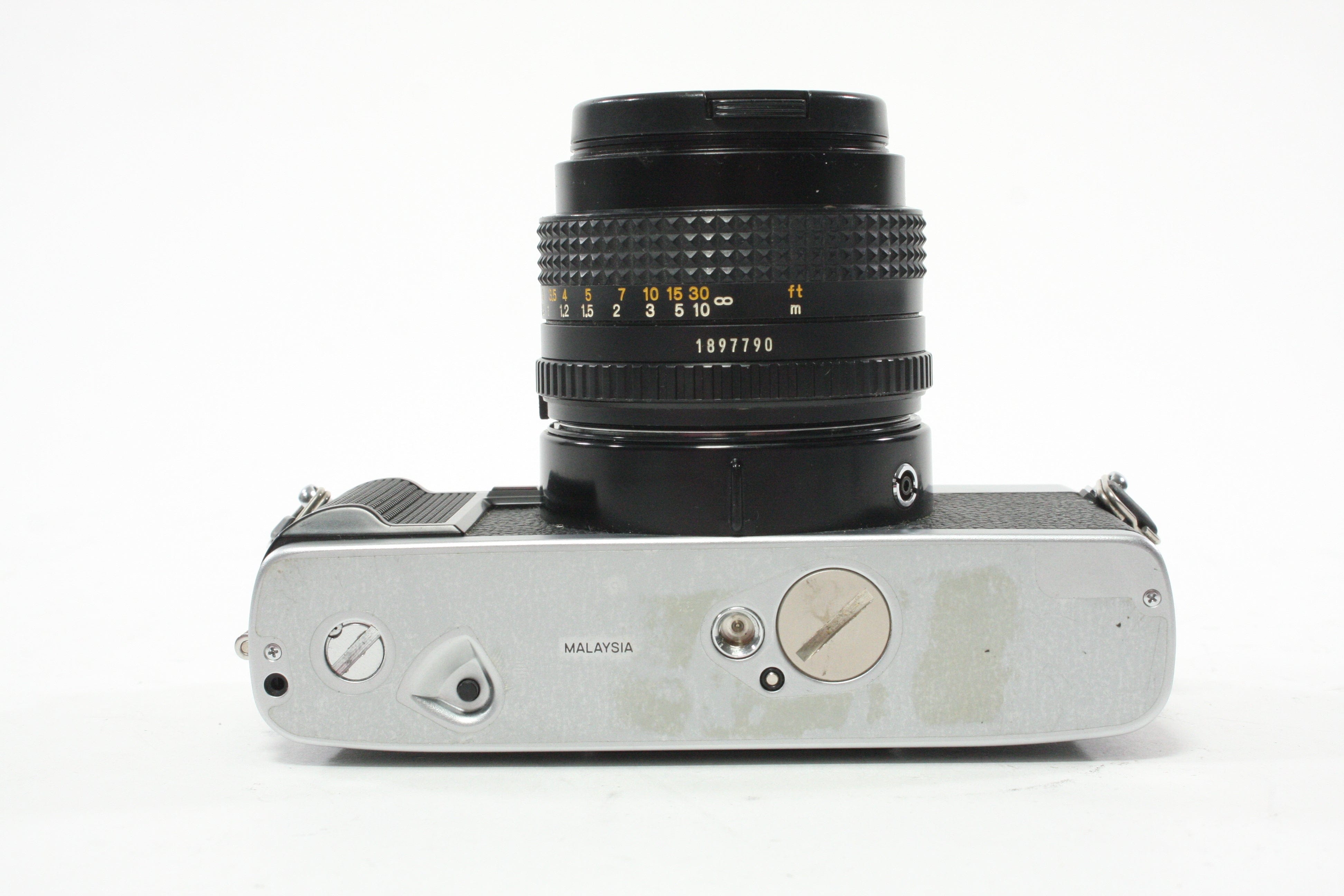 Minolta XG-1 35mm SLR Camera with 50mm f/2 MD Lens