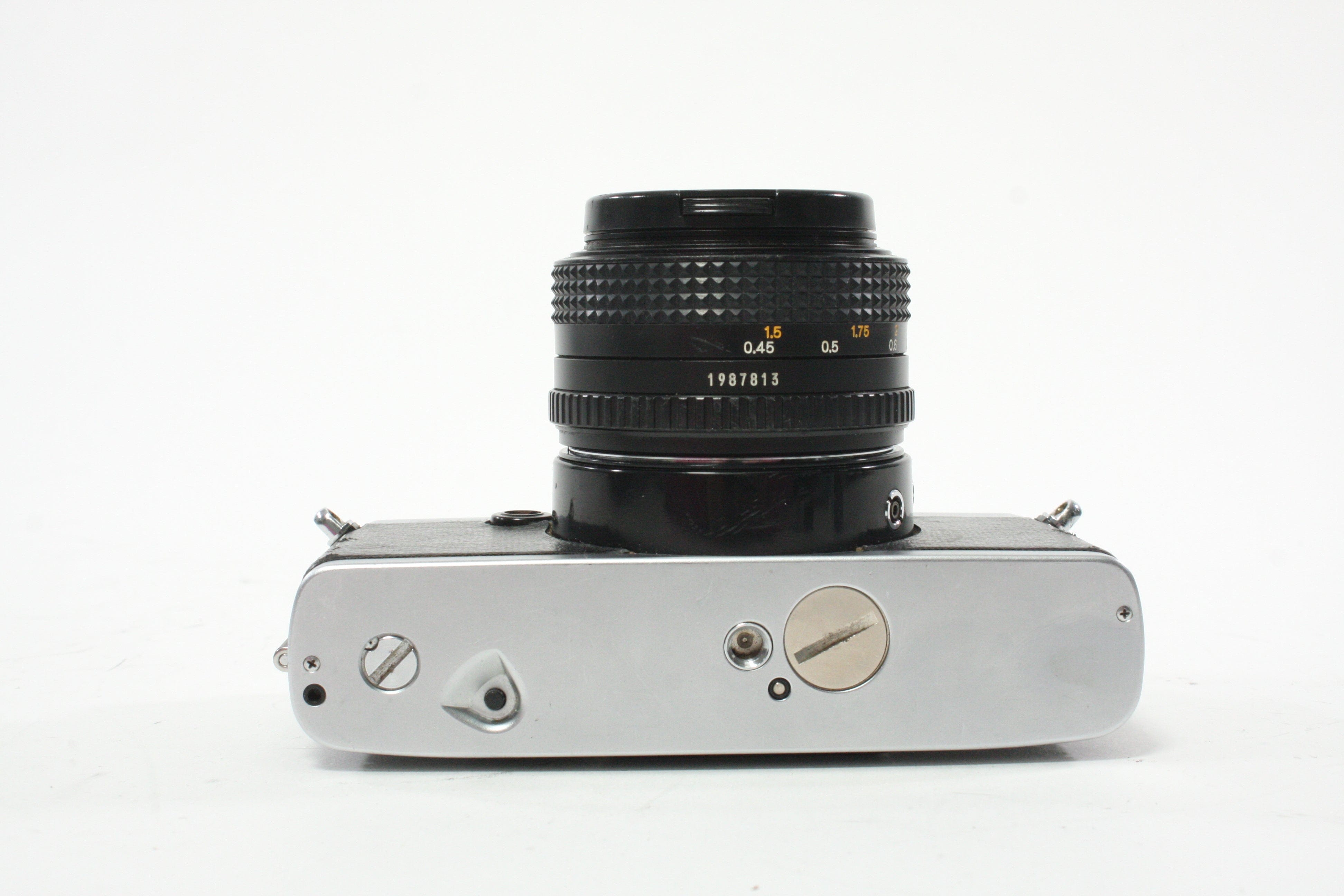 Minolta XG 7 35mm SLR Camera with 50mm f/2 MD Lens