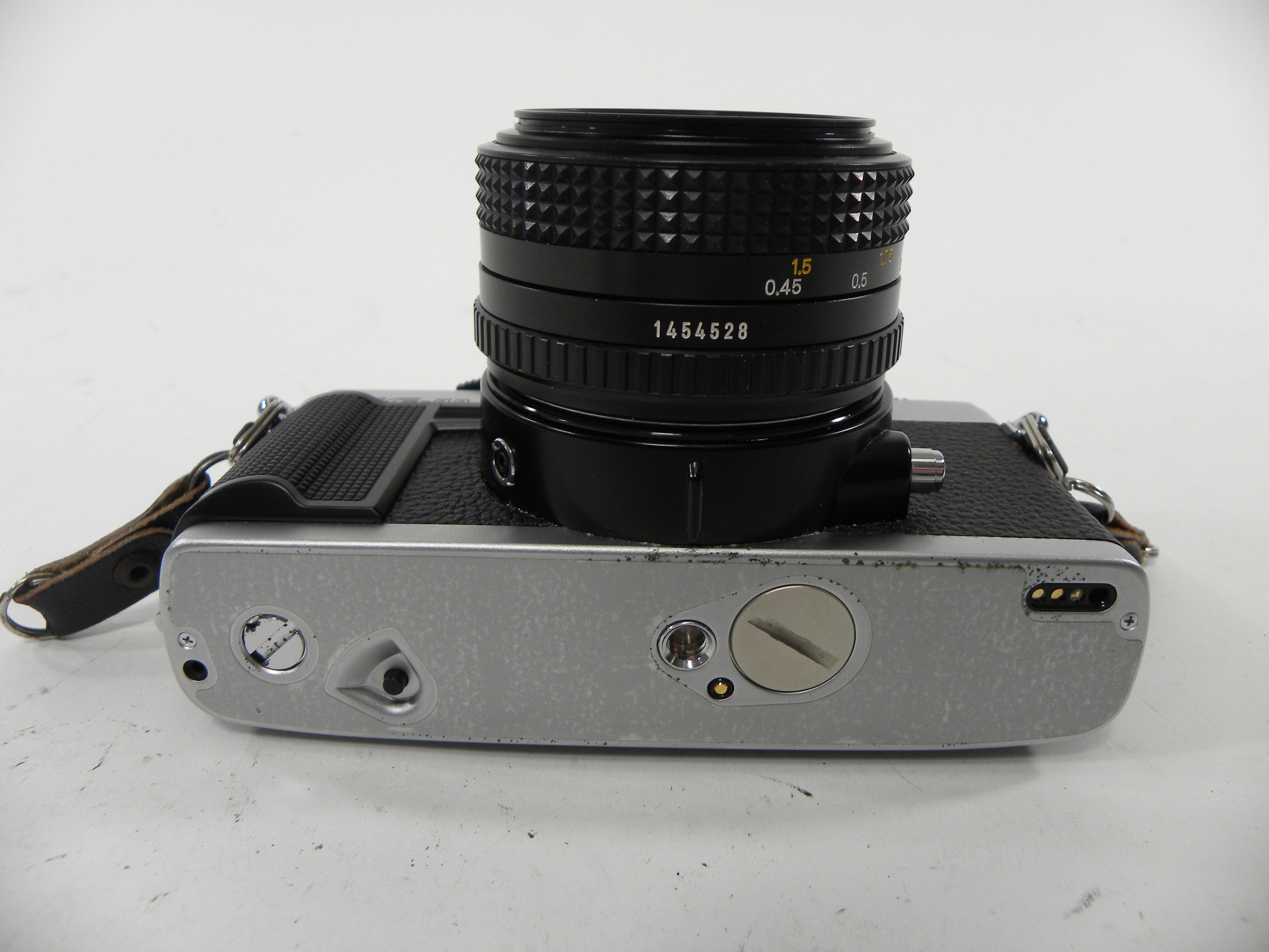 Minolta XG-M 35mm SLR w/MD 50mm f2
