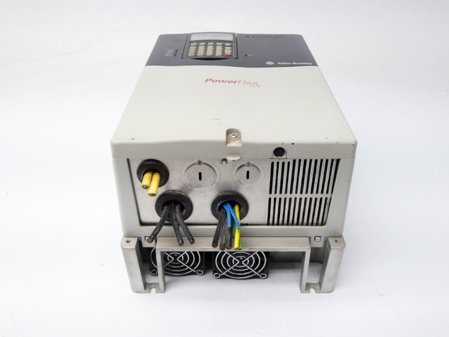 ALLEN BRADLEY 20AC030A0AYNANNN SER. A F/W 1.011 342-440V 28.1A UNMP