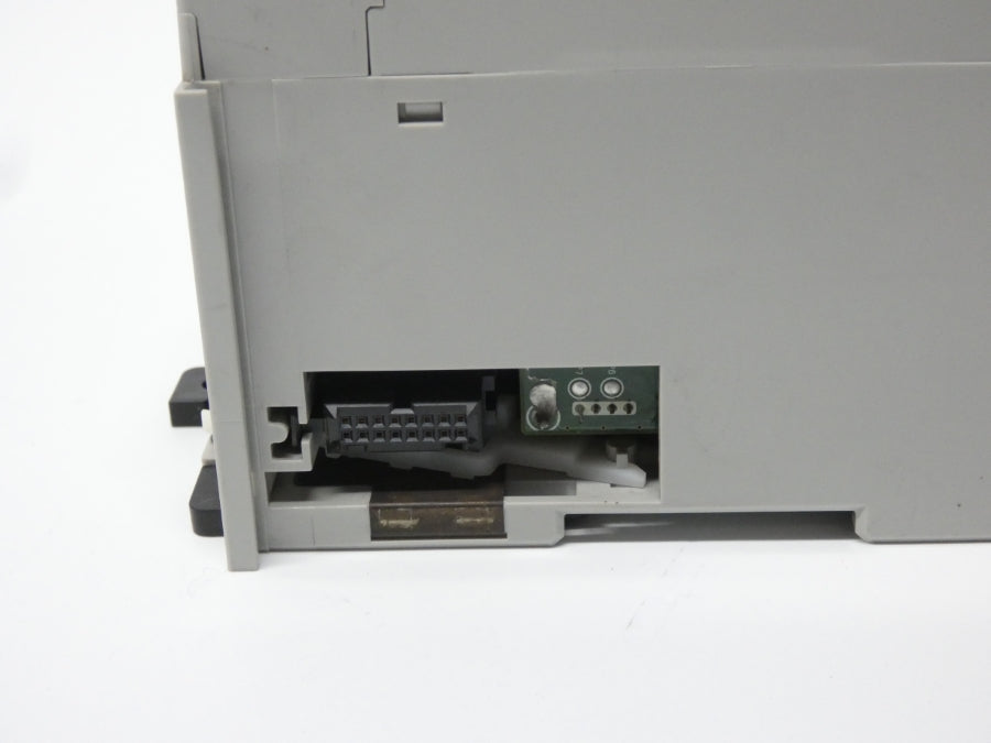 ALLEN BRADLEY 1769-IF8 SER. A F/W 1.1 VER. 02 24VDC 0.12A UNMP