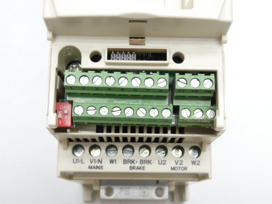 ABB 3AUA0000058214 ACS355-03U-02A4-4 400/480V 4.1/3.4A UNMP