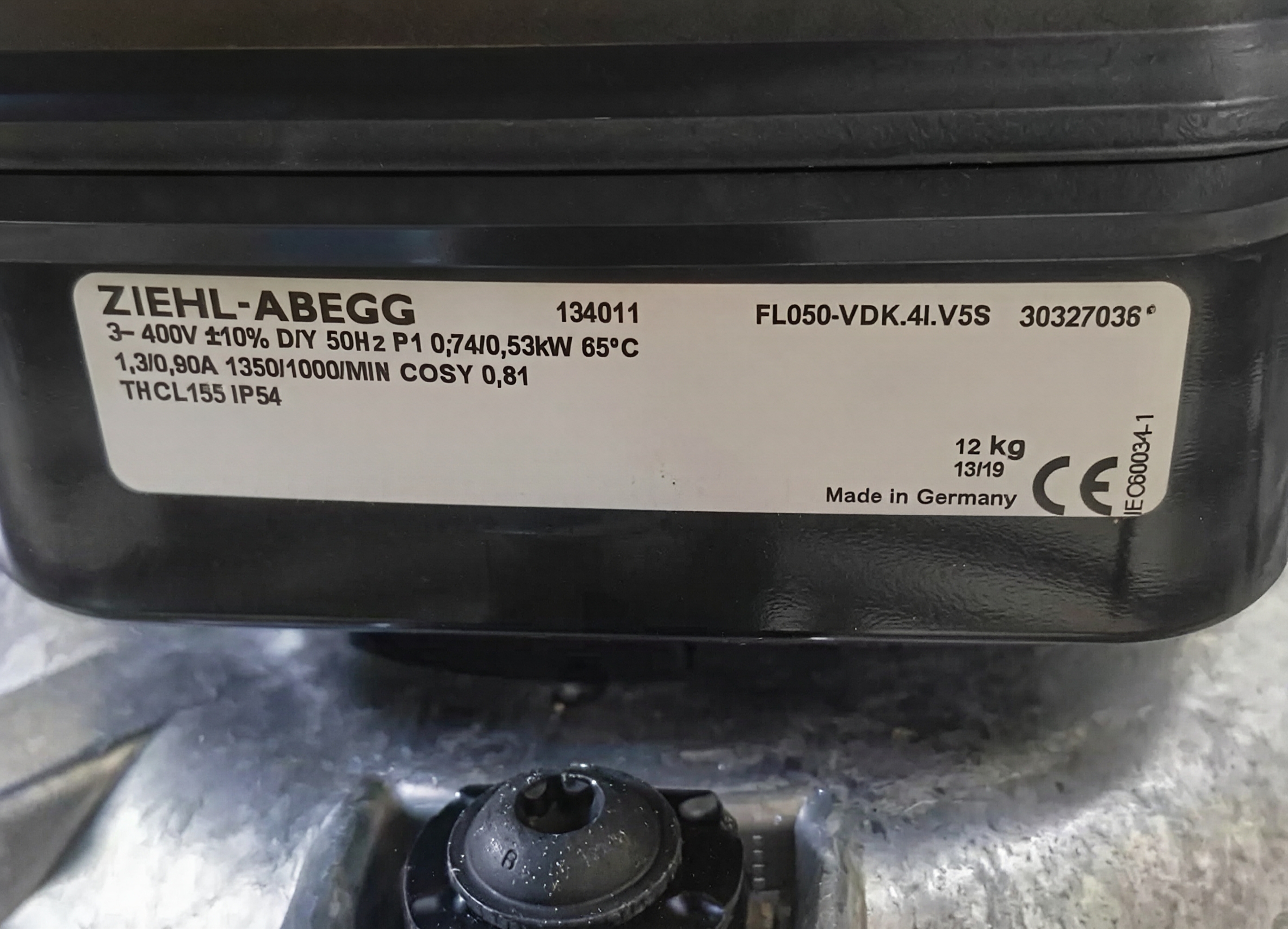 FL050-VDK.4I.V5S ZIEHL-ABEGG Axial Fan 3~400V 0.73/0.53kW 1.35/0.87A 1340/1030rpm