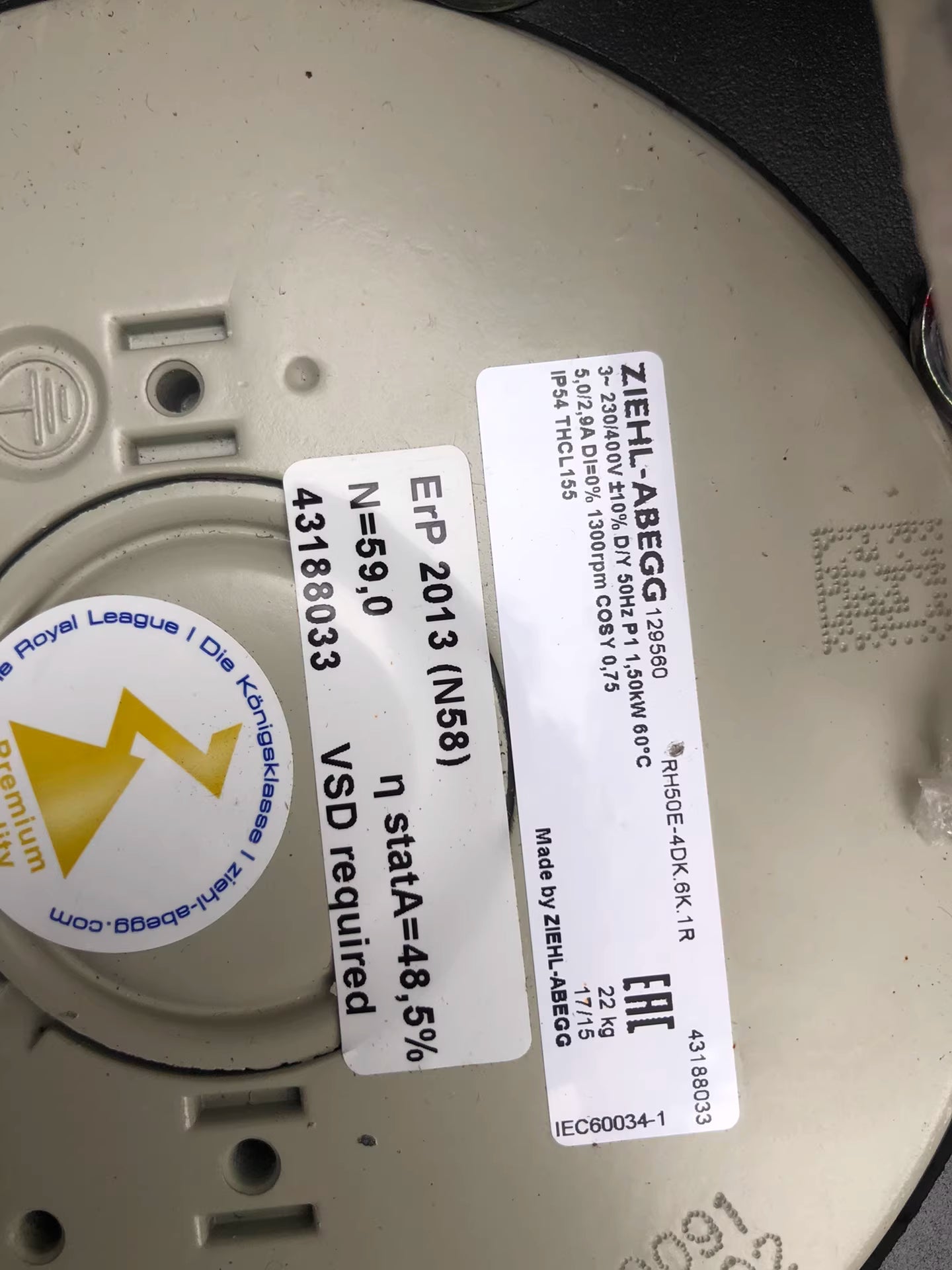 RH50E-4DK.6K.1R ZIEHL-ABEGG centrifugal fan 3~ 400V ±10% 50Hz IP54 1,5 kW 2,9A 1300rpm