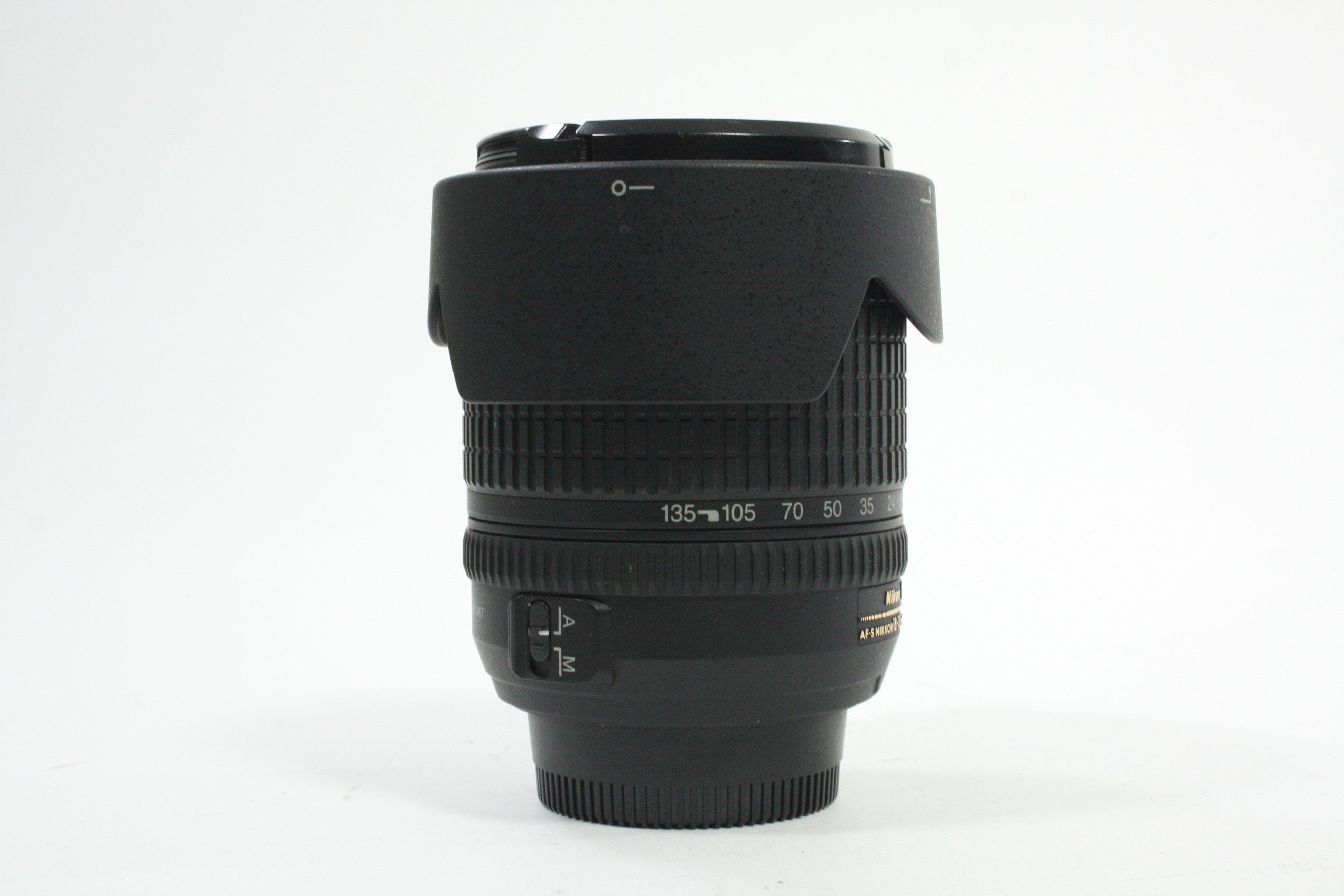 Nikon 18-135mm f/3.5-5.6 G ED DX AF-S Lens for Nikon AF Mount