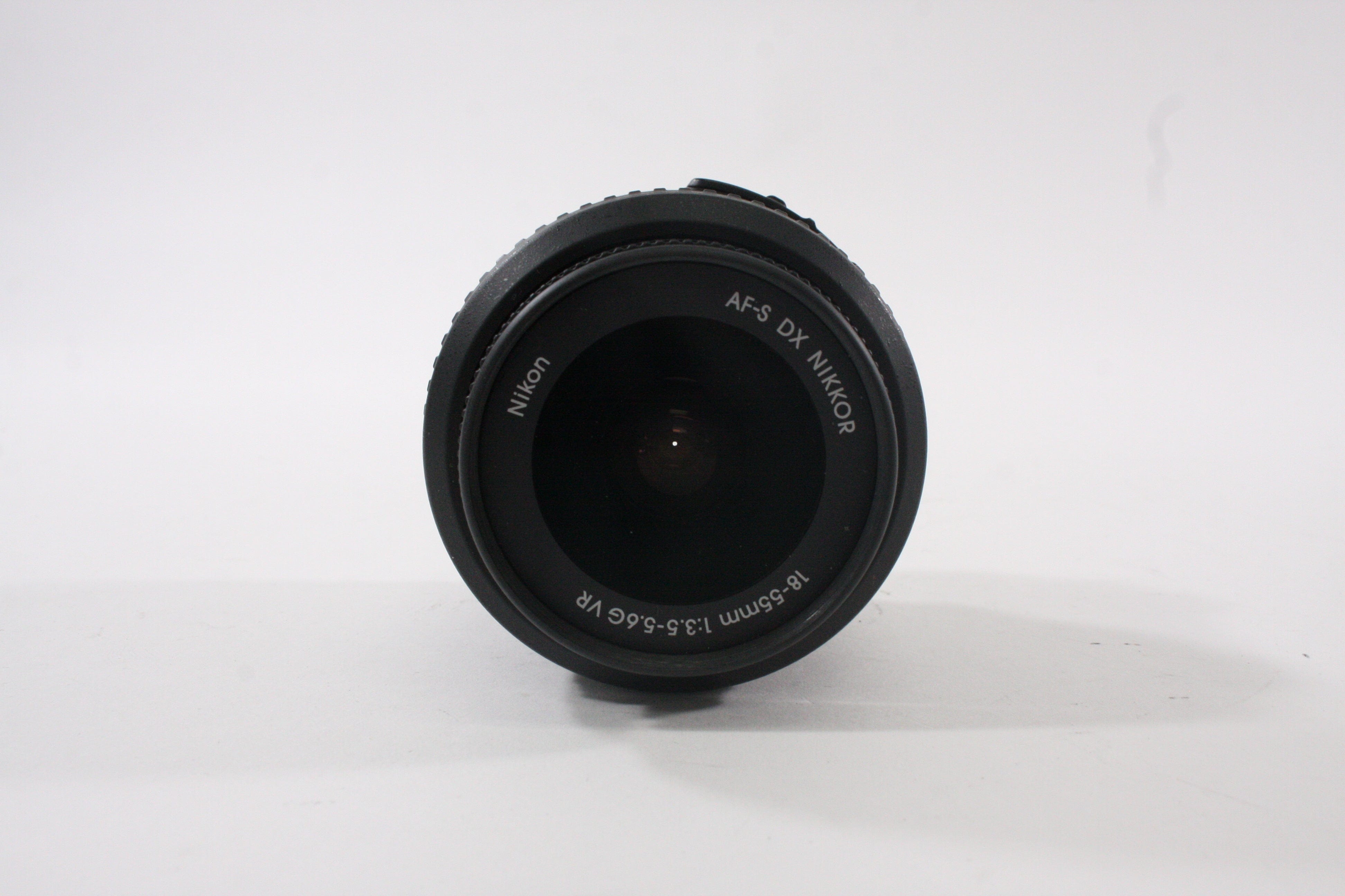 Nikon 18-55mm f/3.5-5.6 G VR AF-S APS-C DX Lens for Nikon F Mount