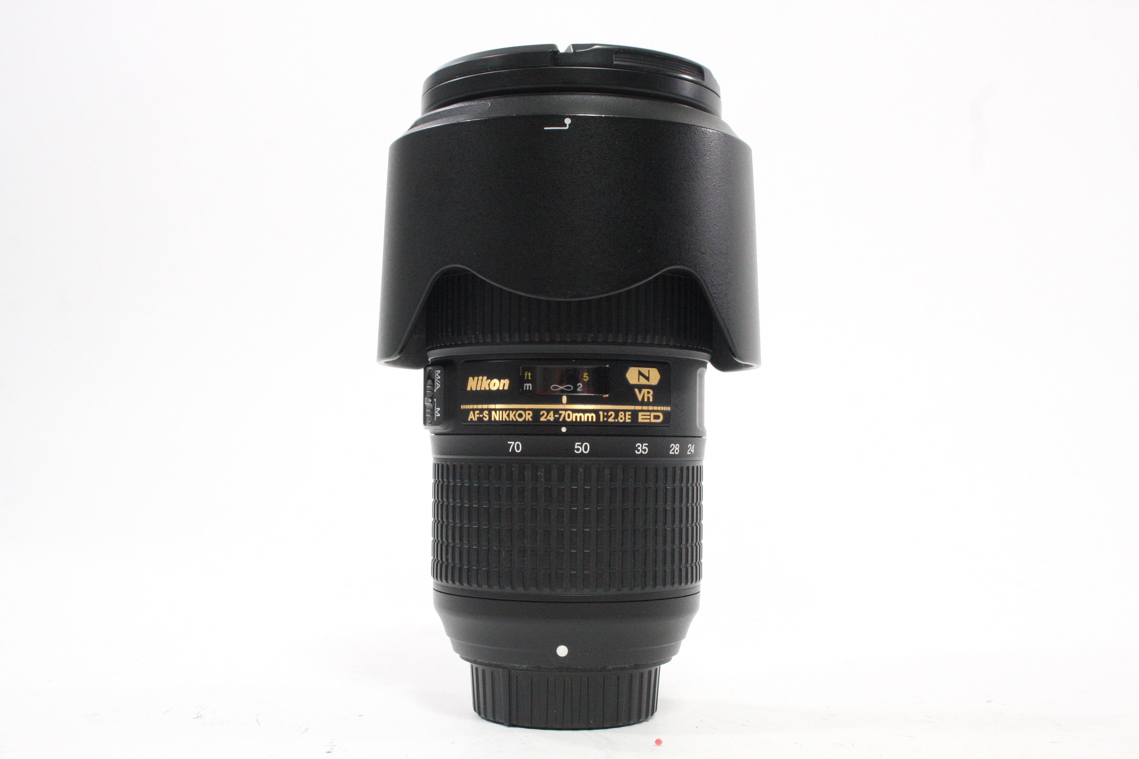 Nikon 24-70mm f/2.8 E ED VR N AF-S SWM Lens for Nikon F Mount