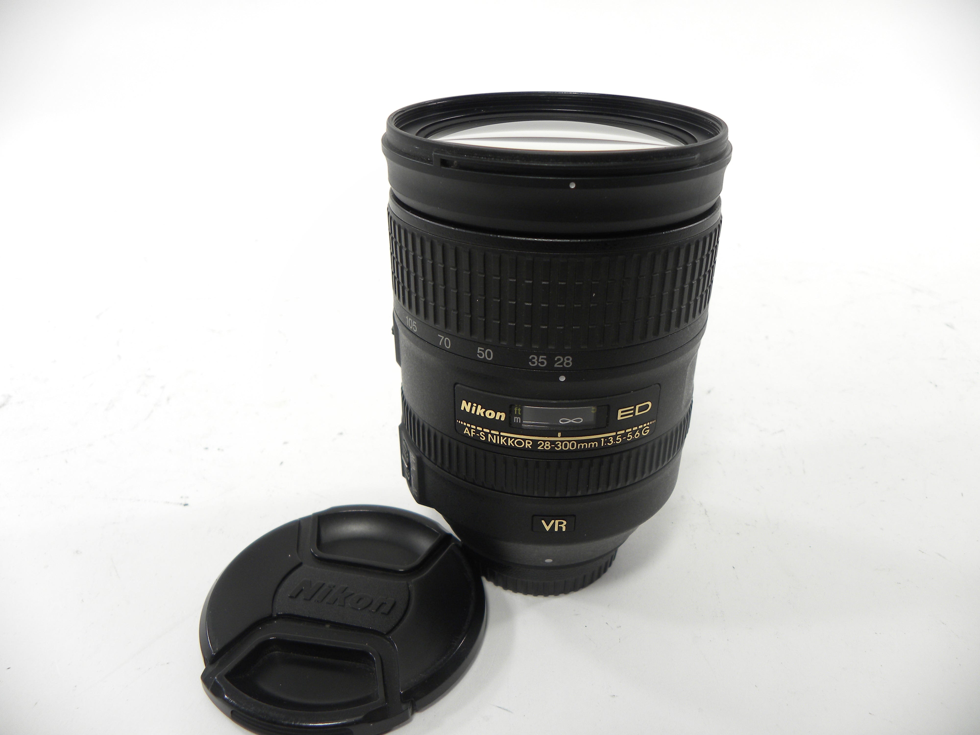 Nikon 28-300 f/3.5-5.6 ED VR AF-S Lens for Nikon AF Mount