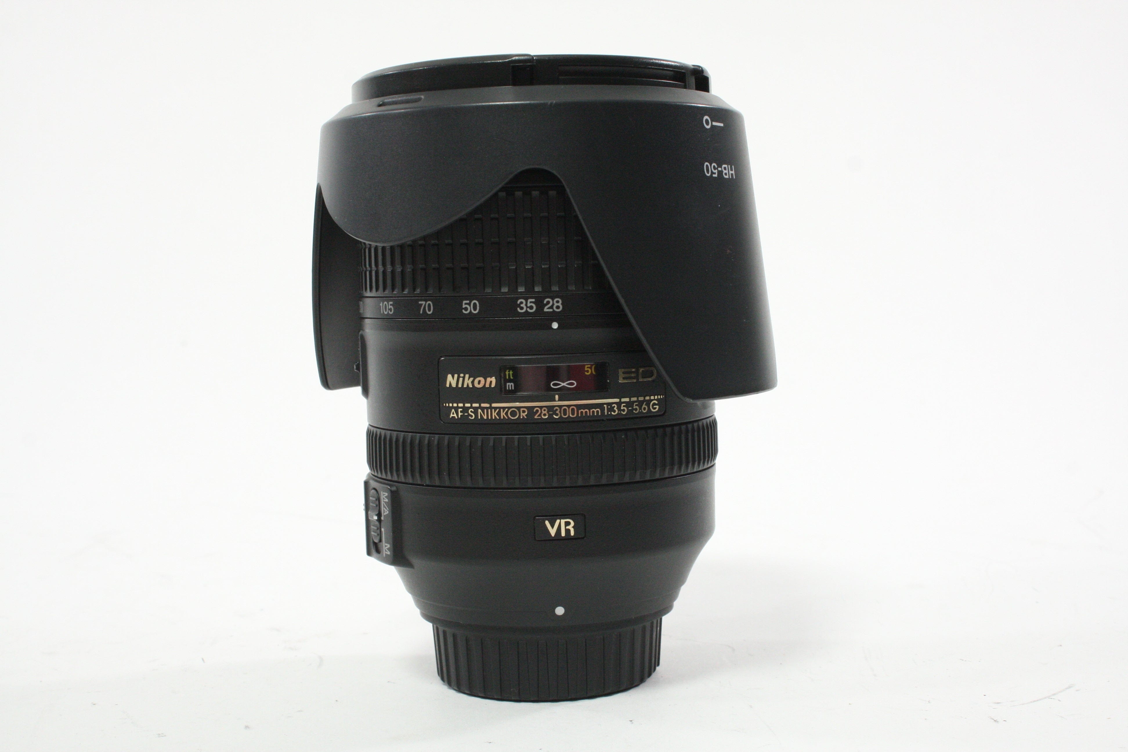 Nikon 28-300mm f/3.5-5.6G ED VR SWM AF-S Nikkor Lens for Nikon AF Mount