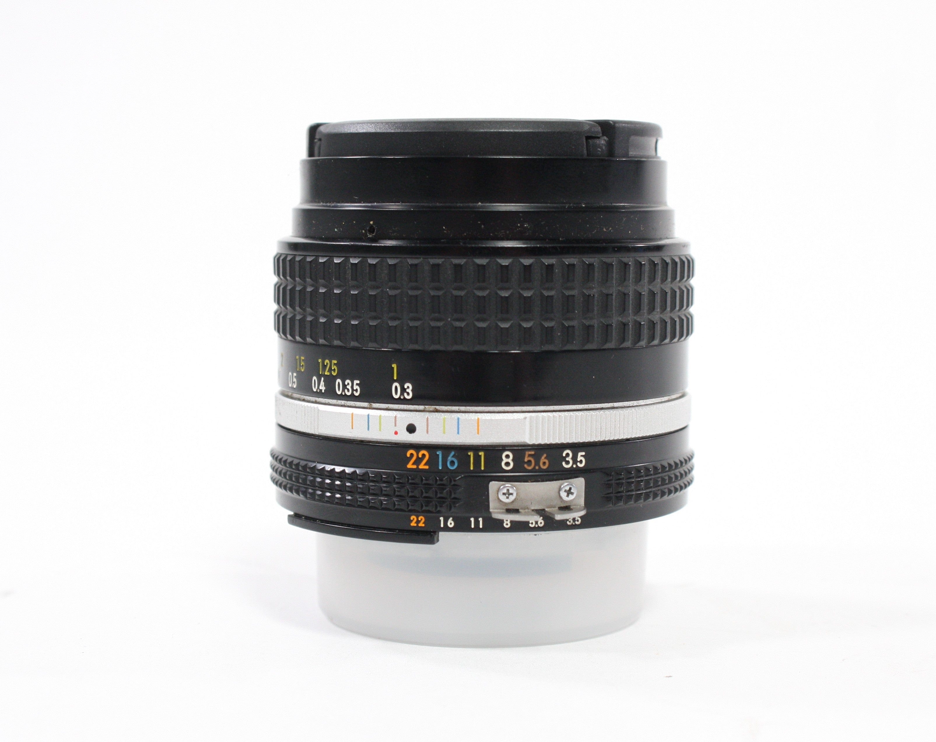 Nikon 28mm f/3.5 AIS Lens for Nikon F Mount