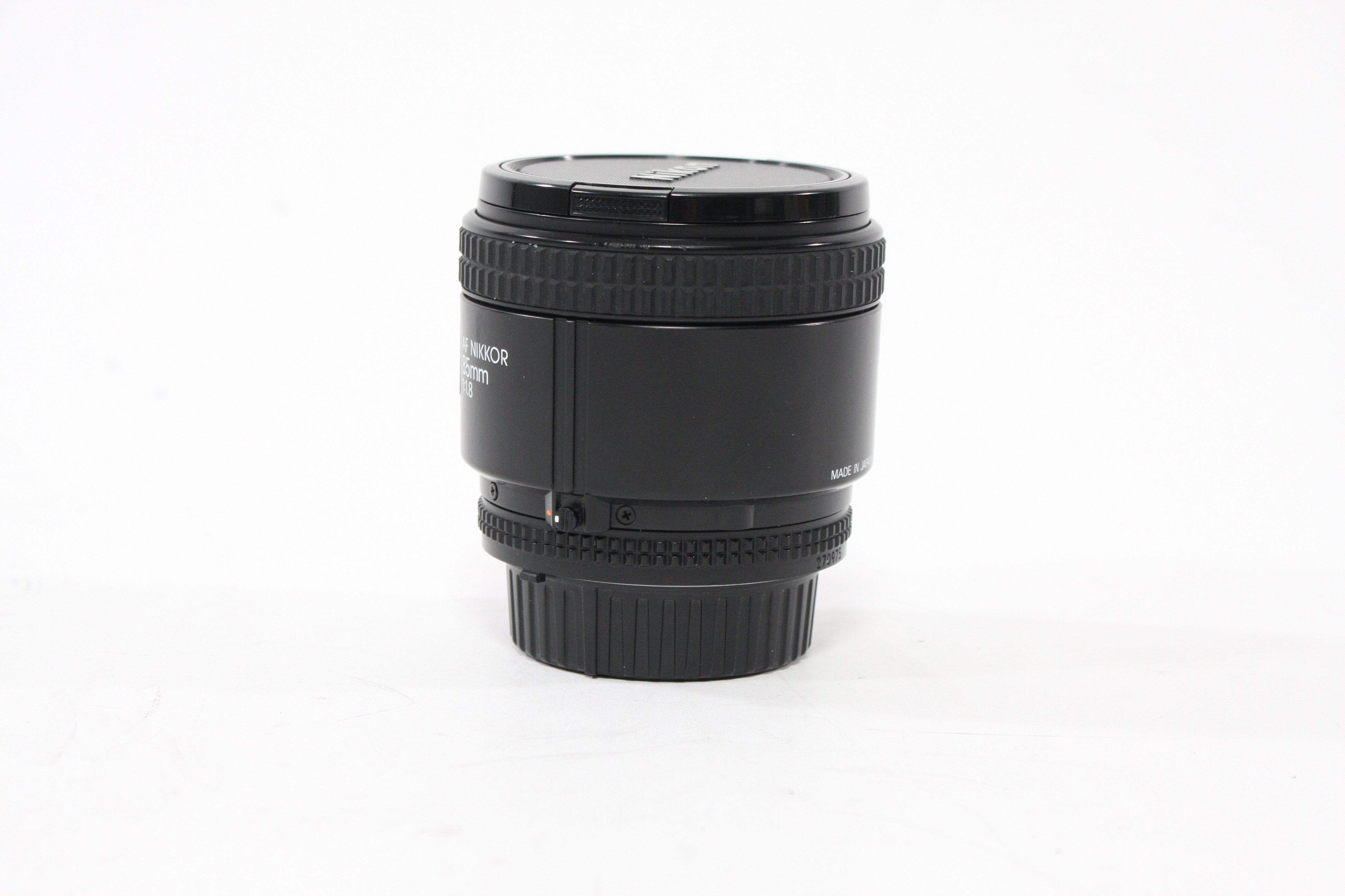 Nikon 85mm f/1.8 AF Lens