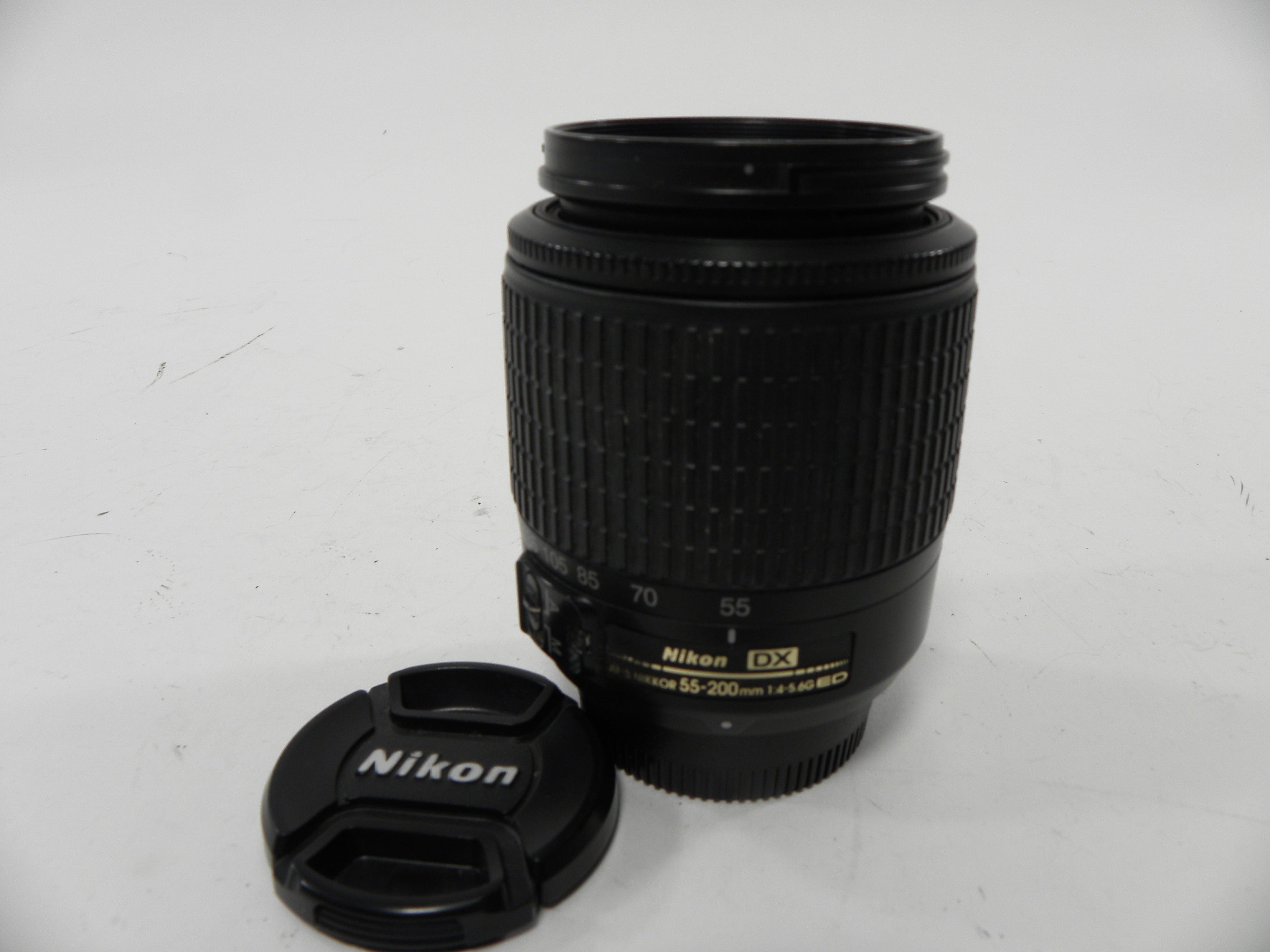 Nikon AF-S Nikkor DX ED 55-200 f4-5.6 F Mount AS IS!!
