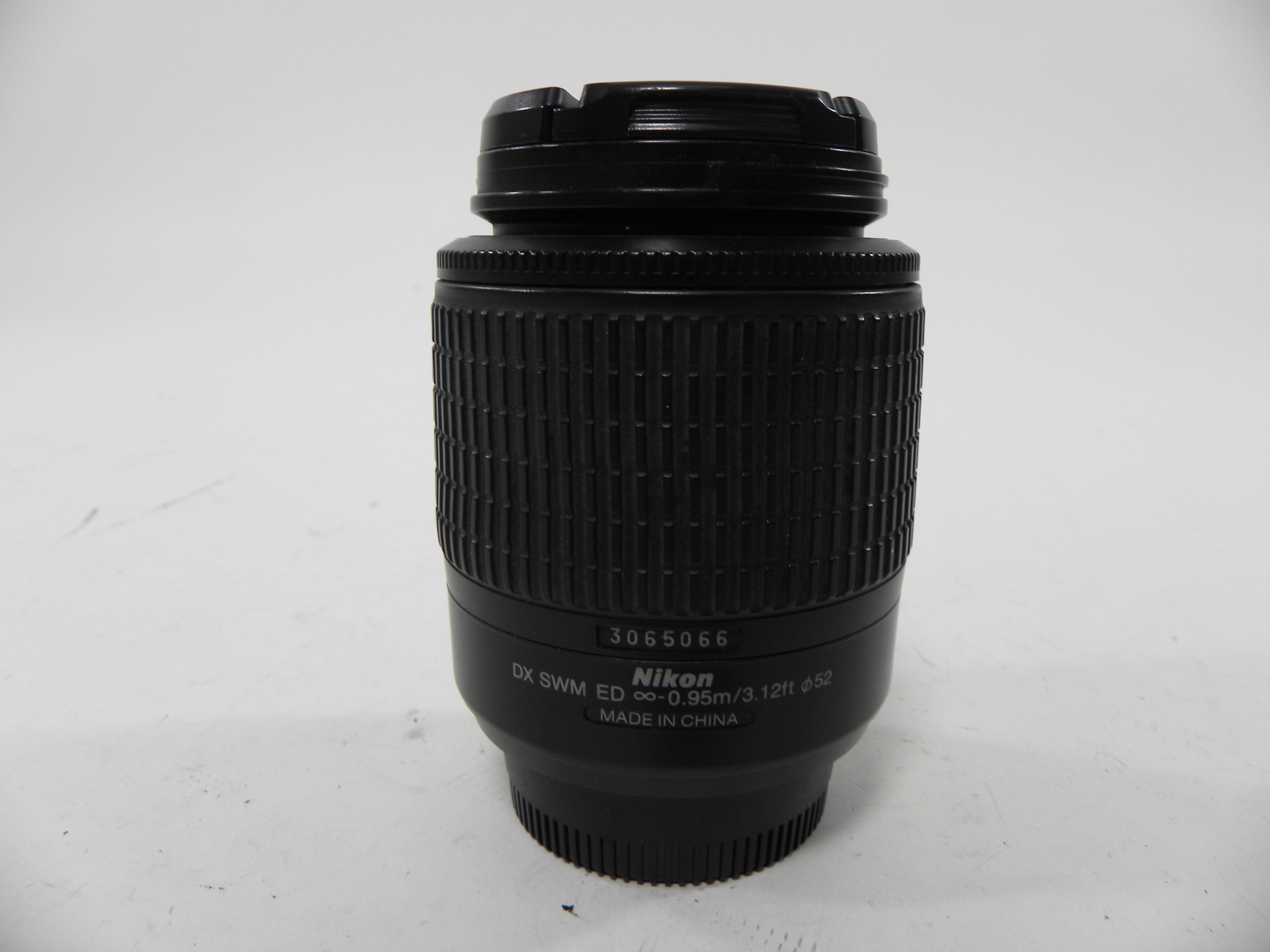 Nikon AF-S Nikkor DX ED 55-200 f4-5.6 F Mount AS IS!!