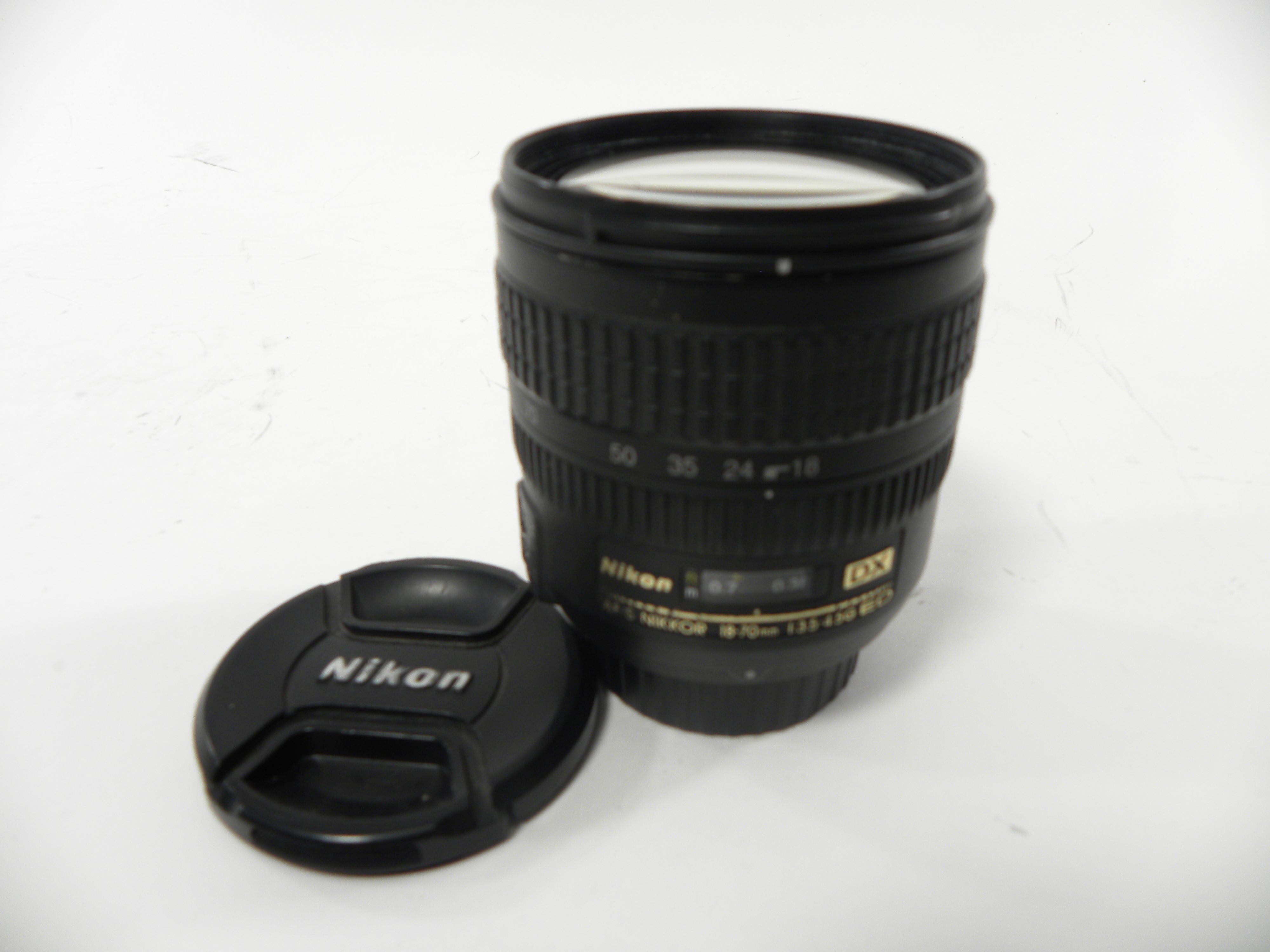 Nikon AF-S Nikkor DX ED IF 18-70mm f3.5-4.5G (Parts) AS IS