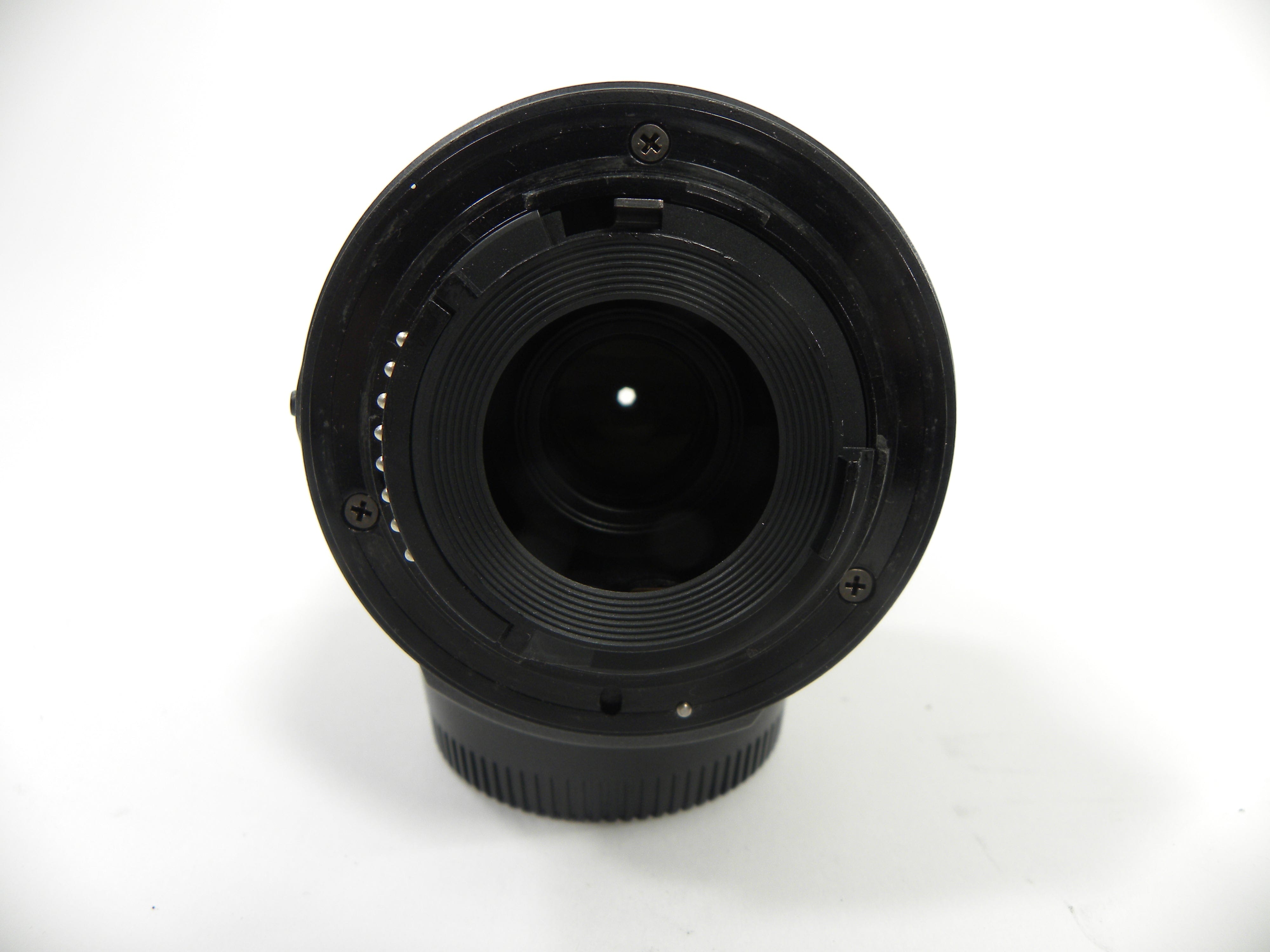 Nikon AF-S Nikkor DX VR 18-55mm f3.5-5.6G II