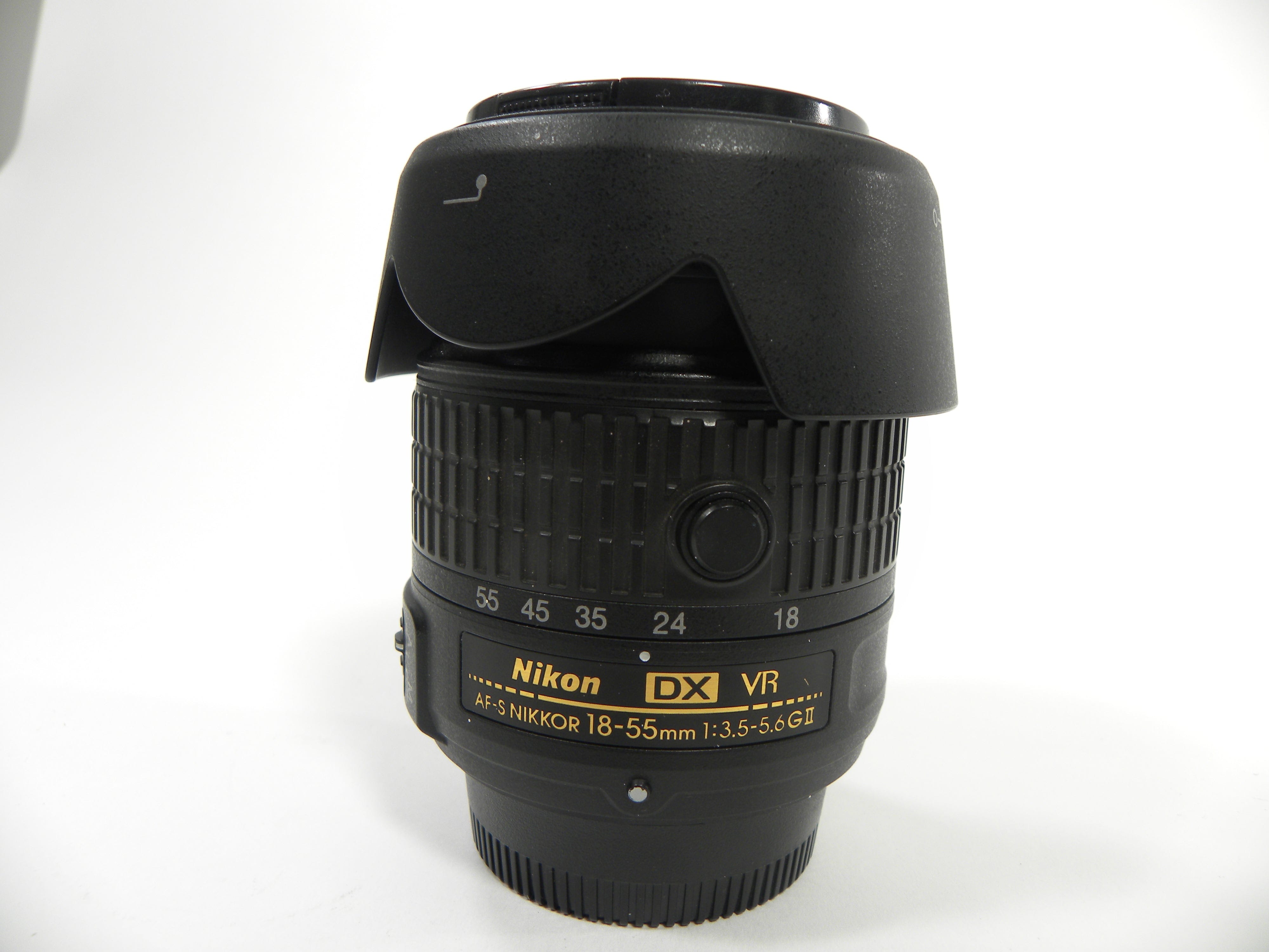 Nikon AF-S Nikkor DX VR 18-55mm f3.5-5.6G II