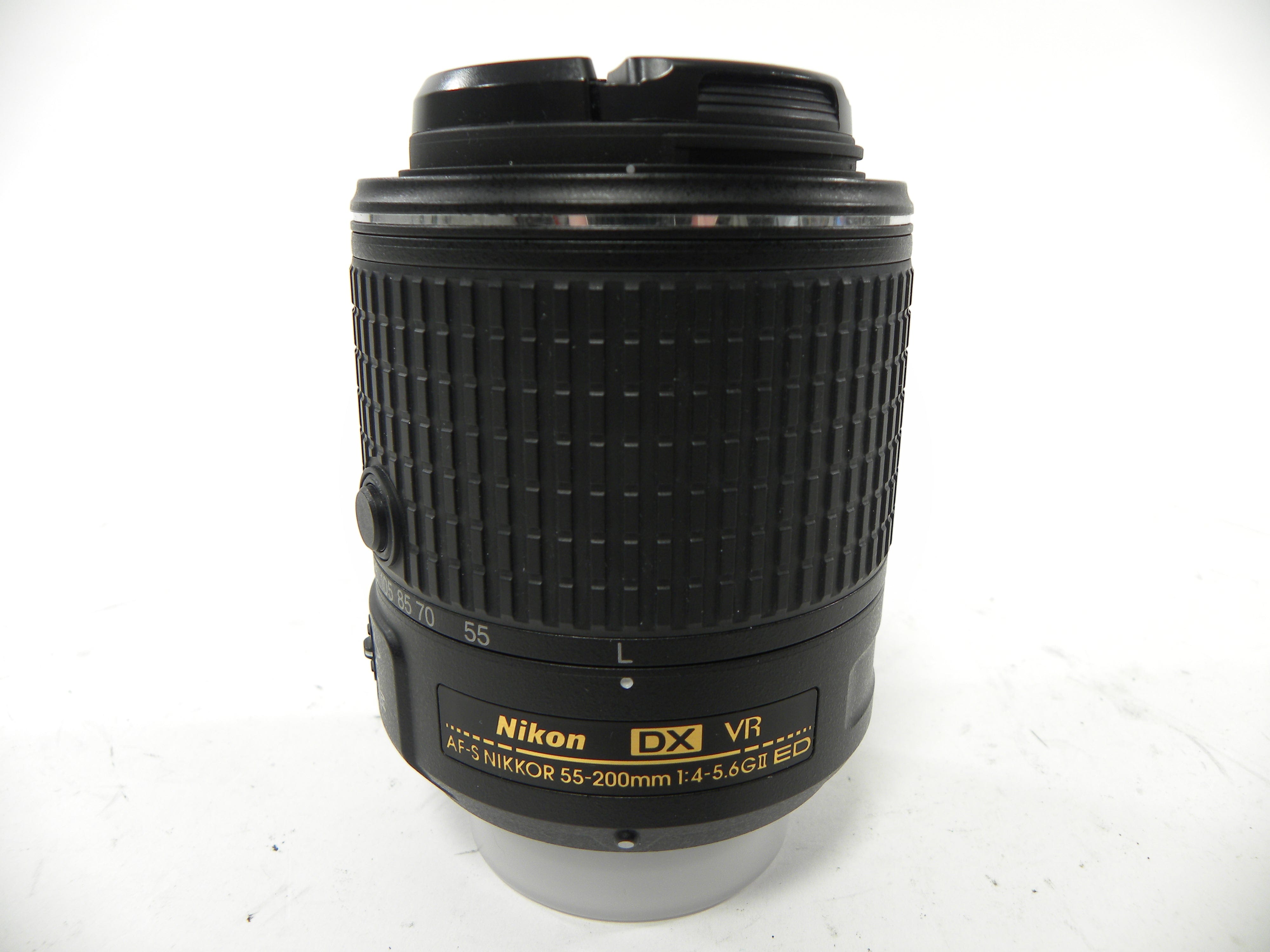 Nikon AF-S Nikkor DX VR ED 55-200mm, f4-5.6II