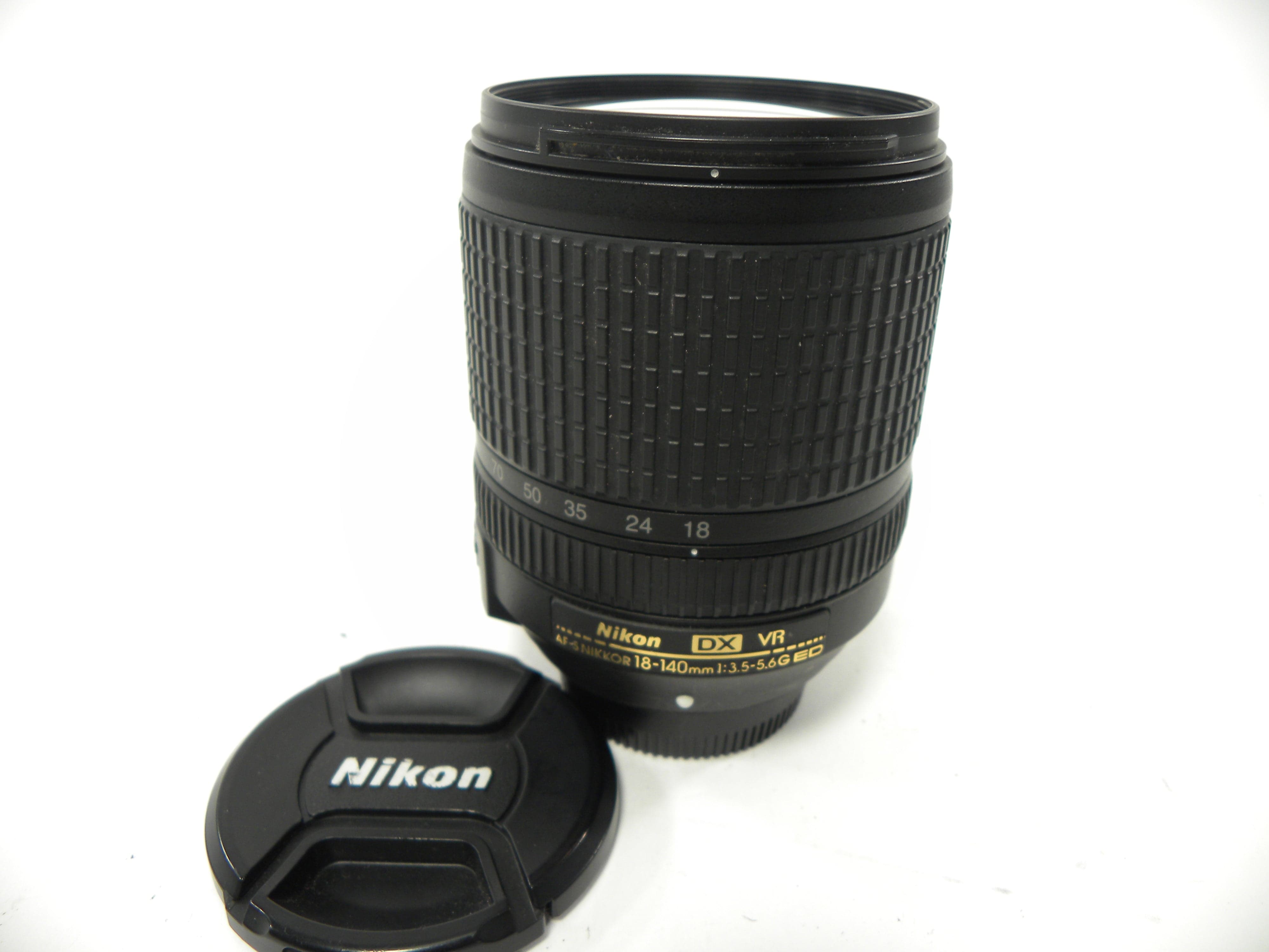 Nikon AF-S Nikkor DX VR ED IF 18-55mm f3.5-5.6G F Mount
