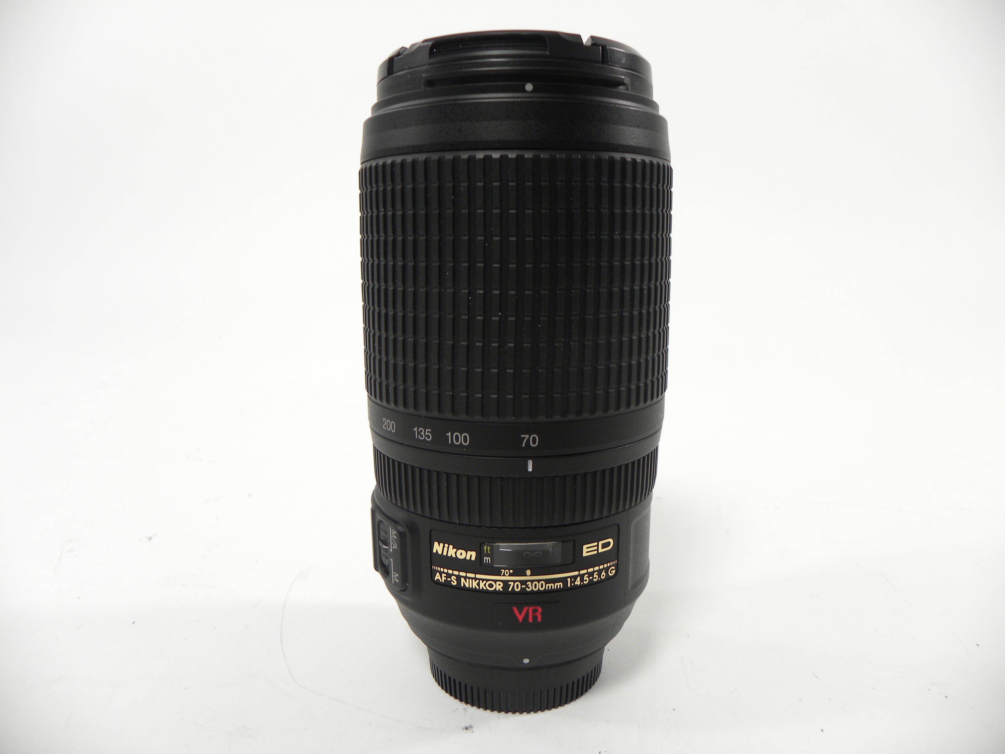 Nikon AF-S Nikkor ED VR IF 70-300 f4.5-5.6G