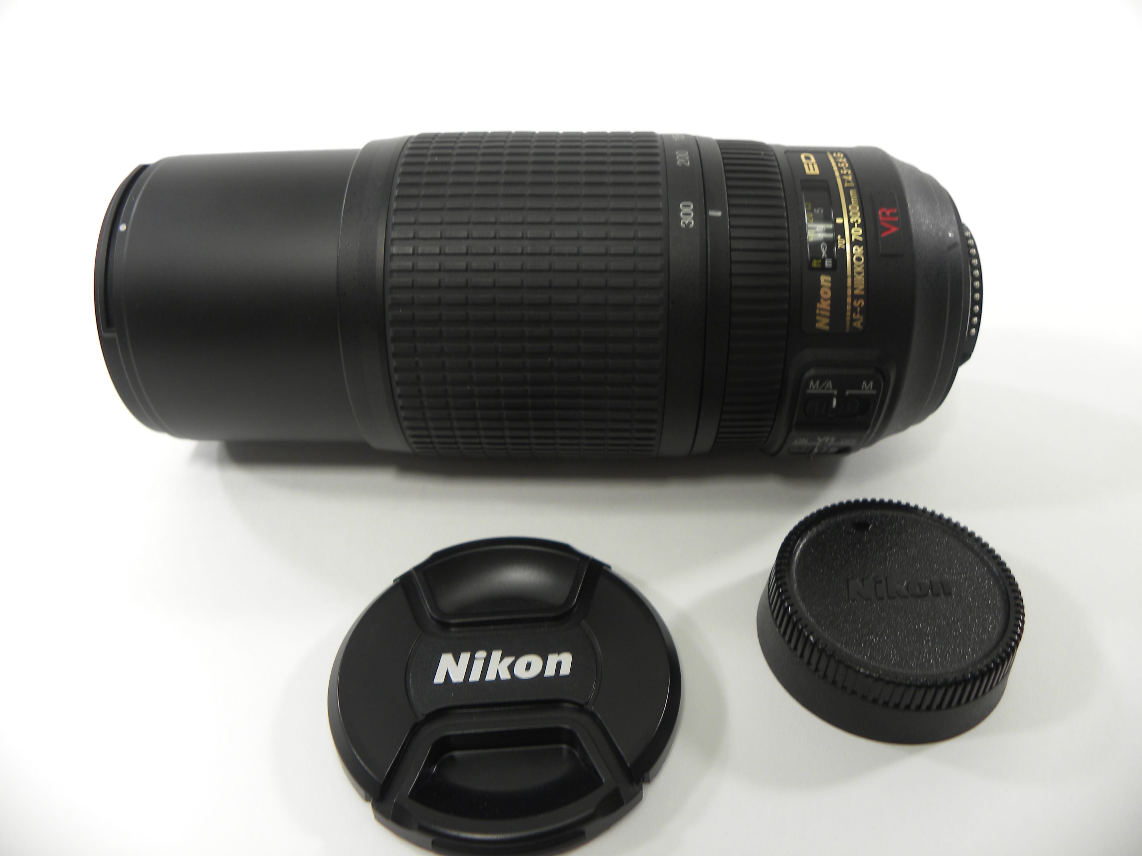 Nikon AF-S Nikkor VR ED 70-300mm f4.5-5.6G