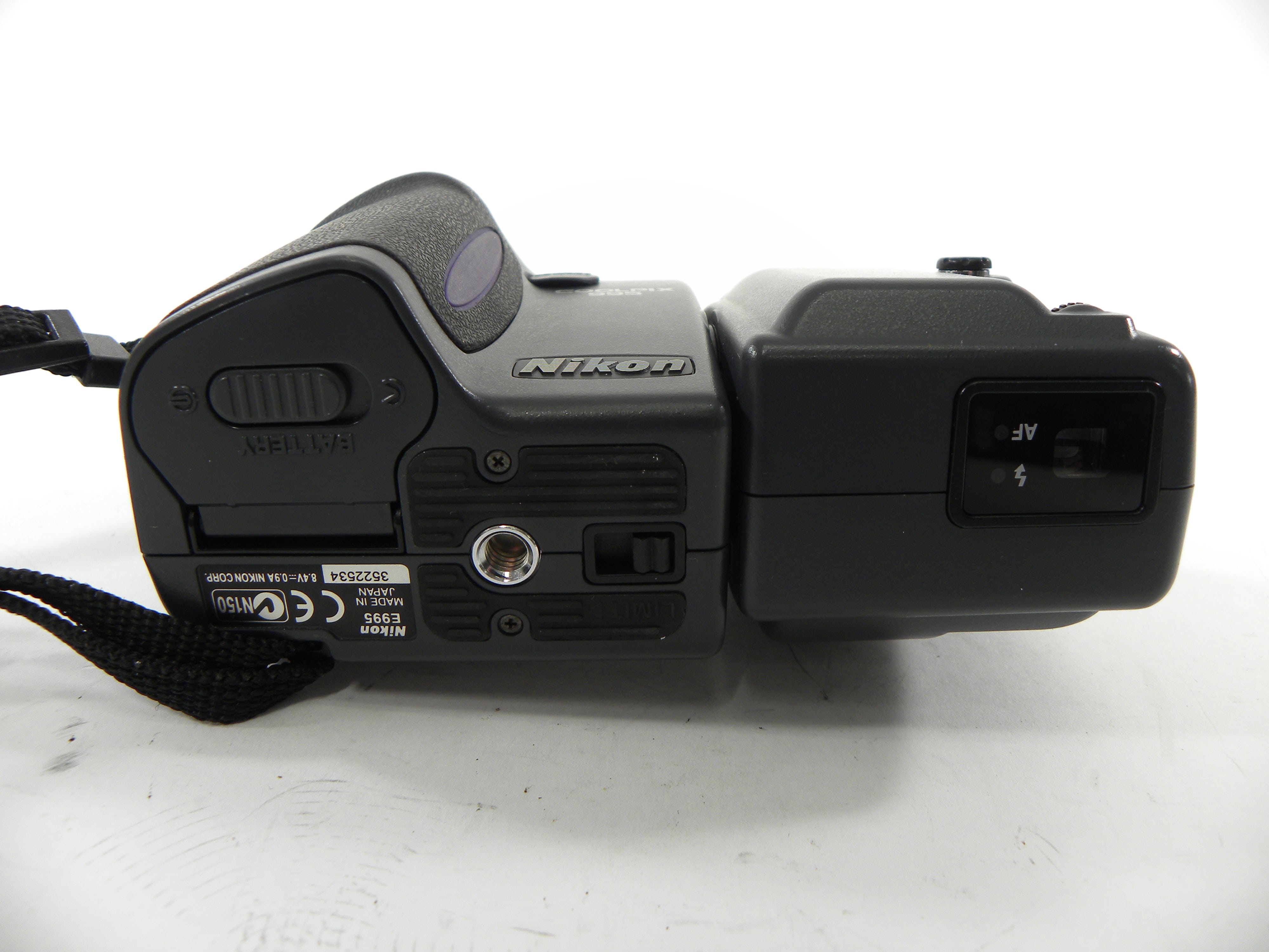 Nikon Coolpix 995 3.2mp Digital Camera