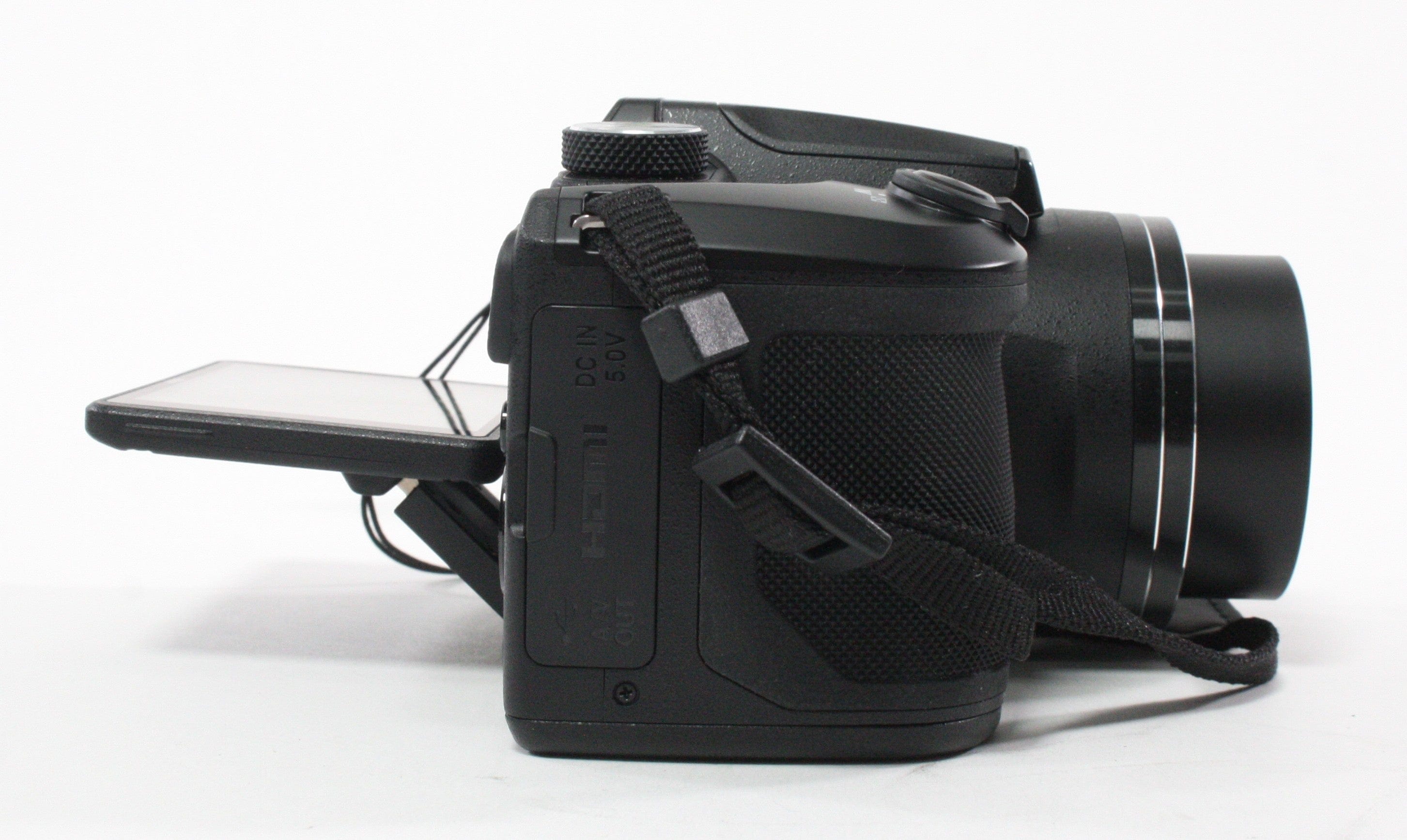 Nikon Coolpix B500 40x Zoom 16.0mp Point and Shoot Camera