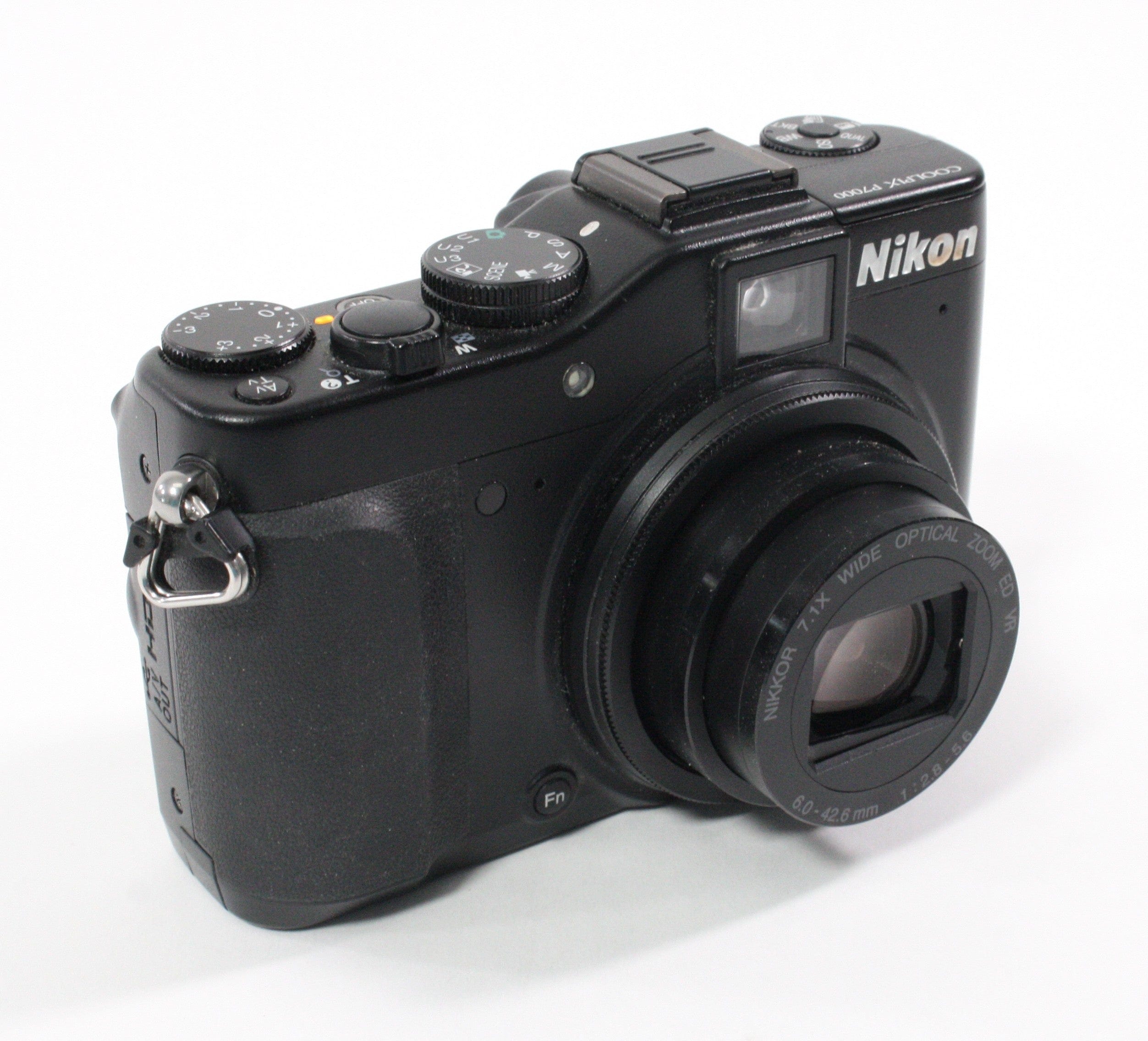 Nikon Coolpix P7000 Point and Shoot Digital Camera 7.1x Zoom 10.1mp