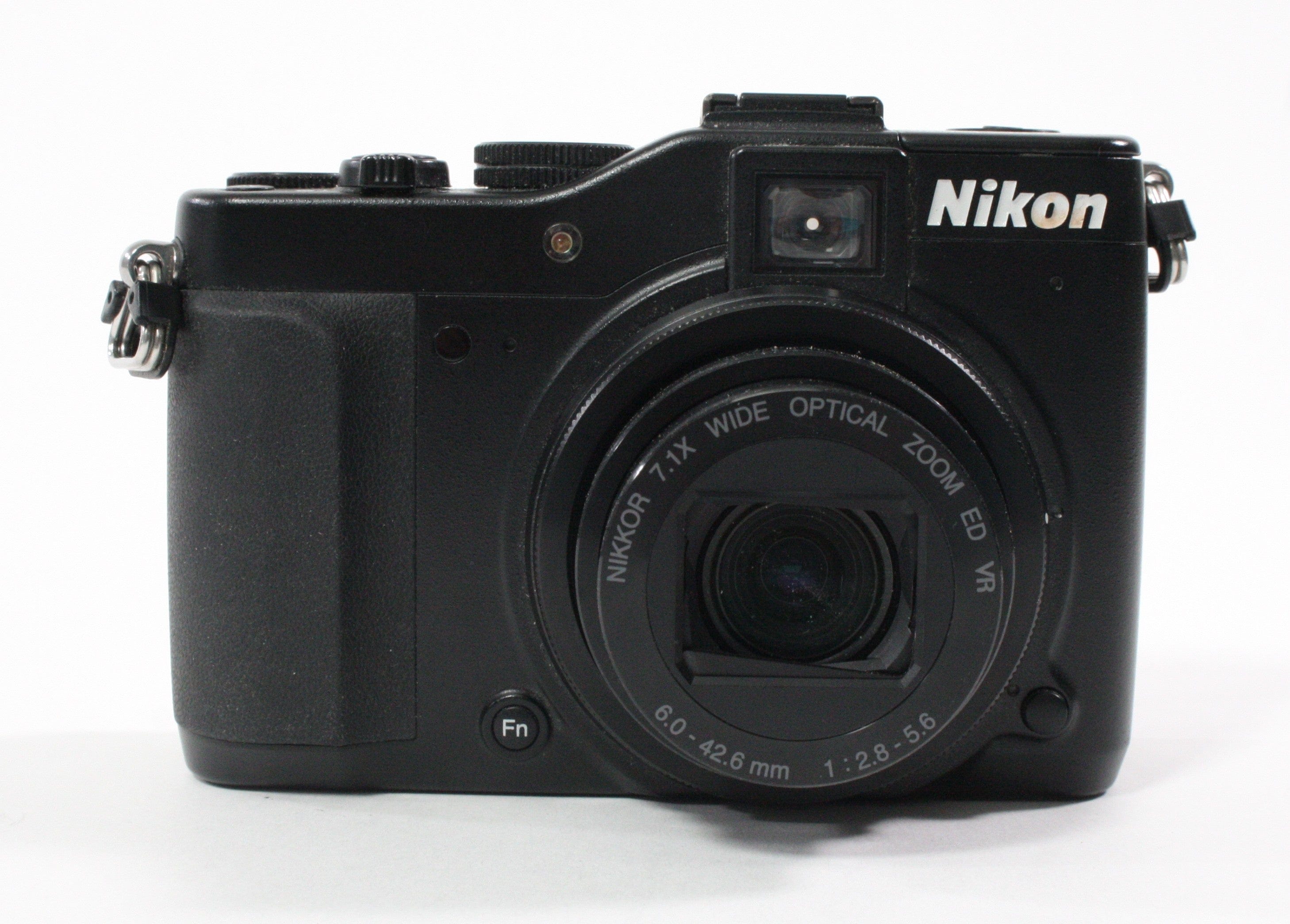 Nikon Coolpix P7000 Point and Shoot Digital Camera 7.1x Zoom 10.1mp