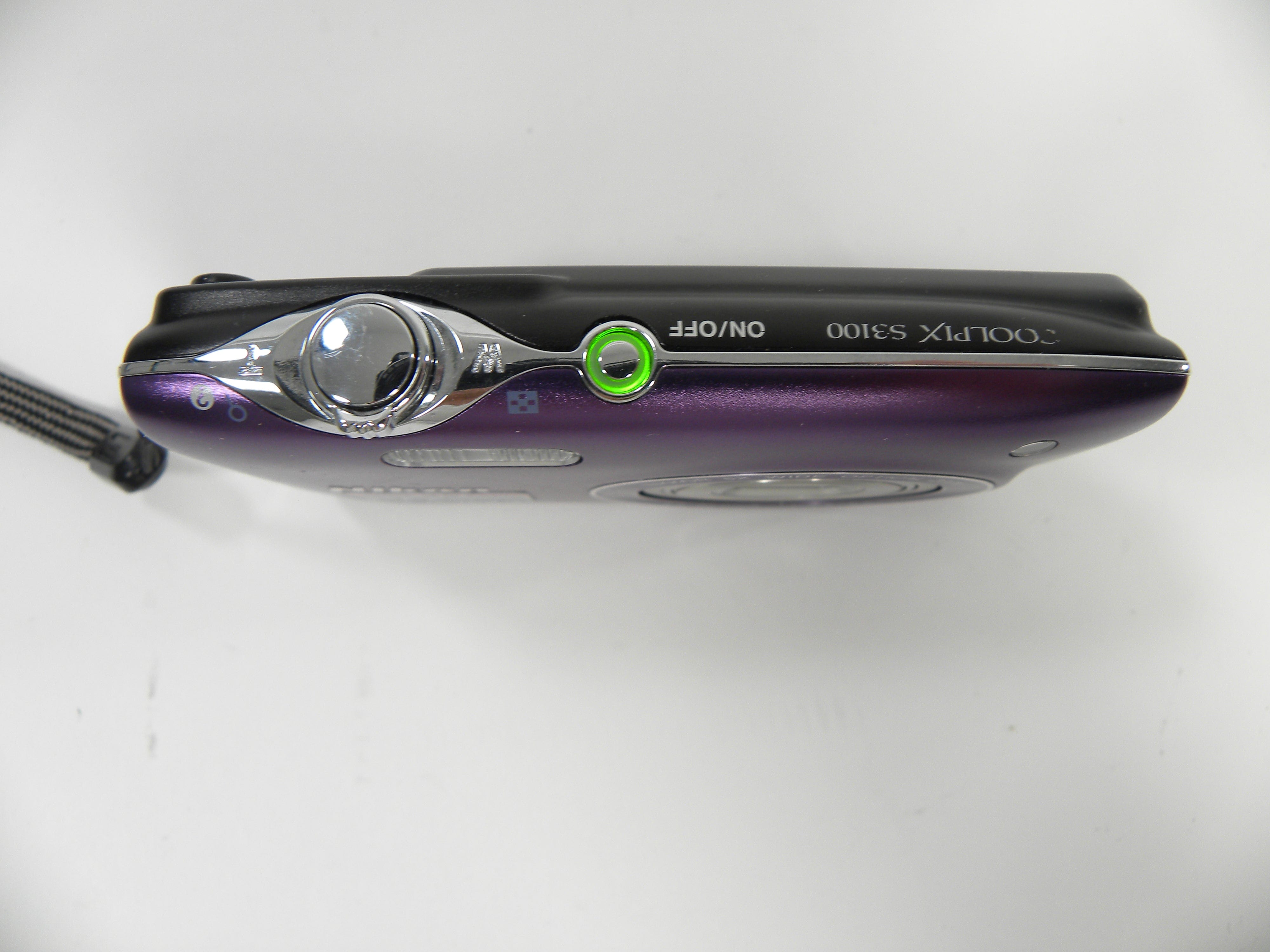 Nikon Coolpix S3100 Digital Point-and-Shoot Camera 5x Zoom 14mp (Purple)