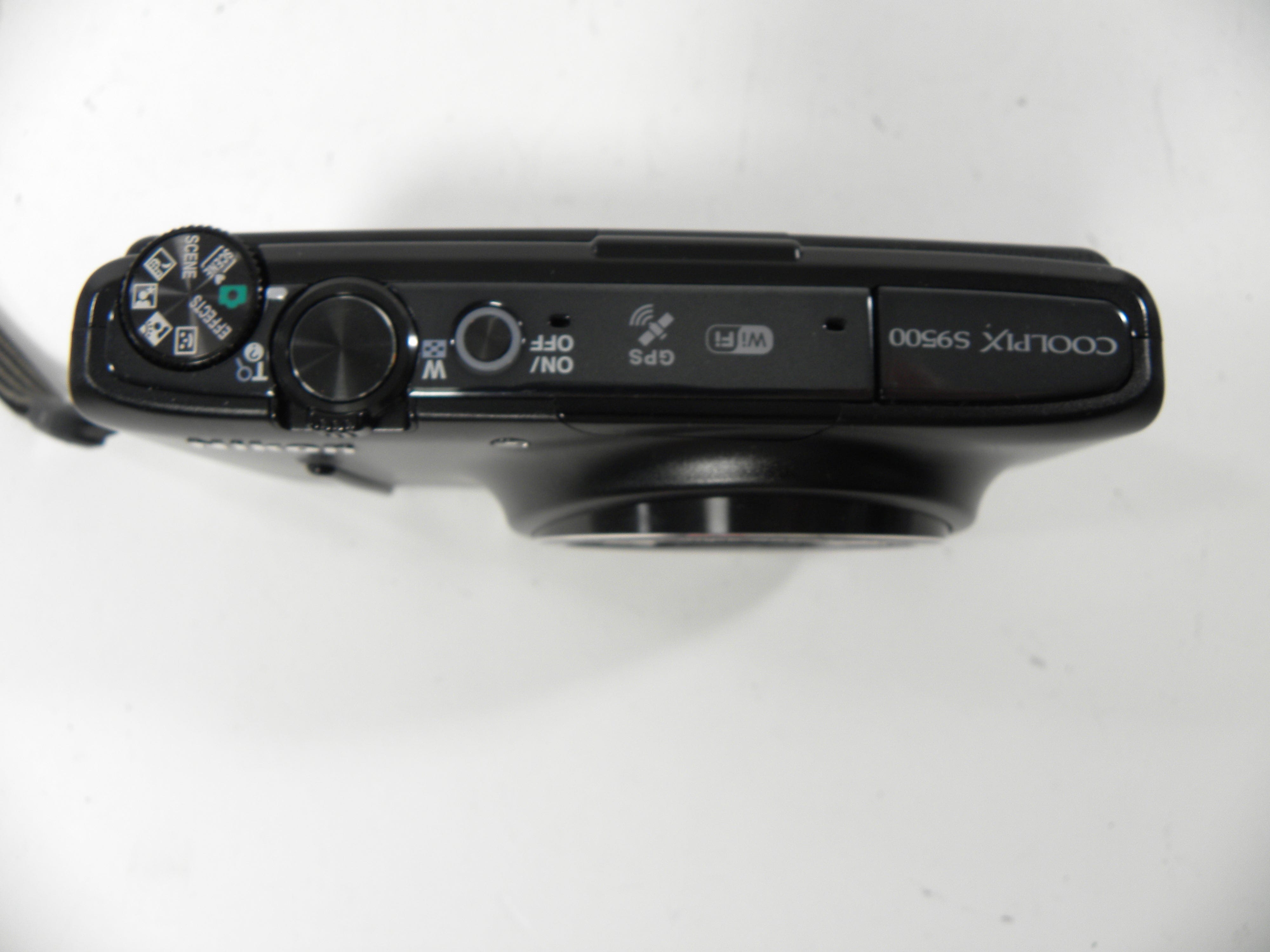 Nikon Coolpix S9500 Digital Camera (Parts Only)