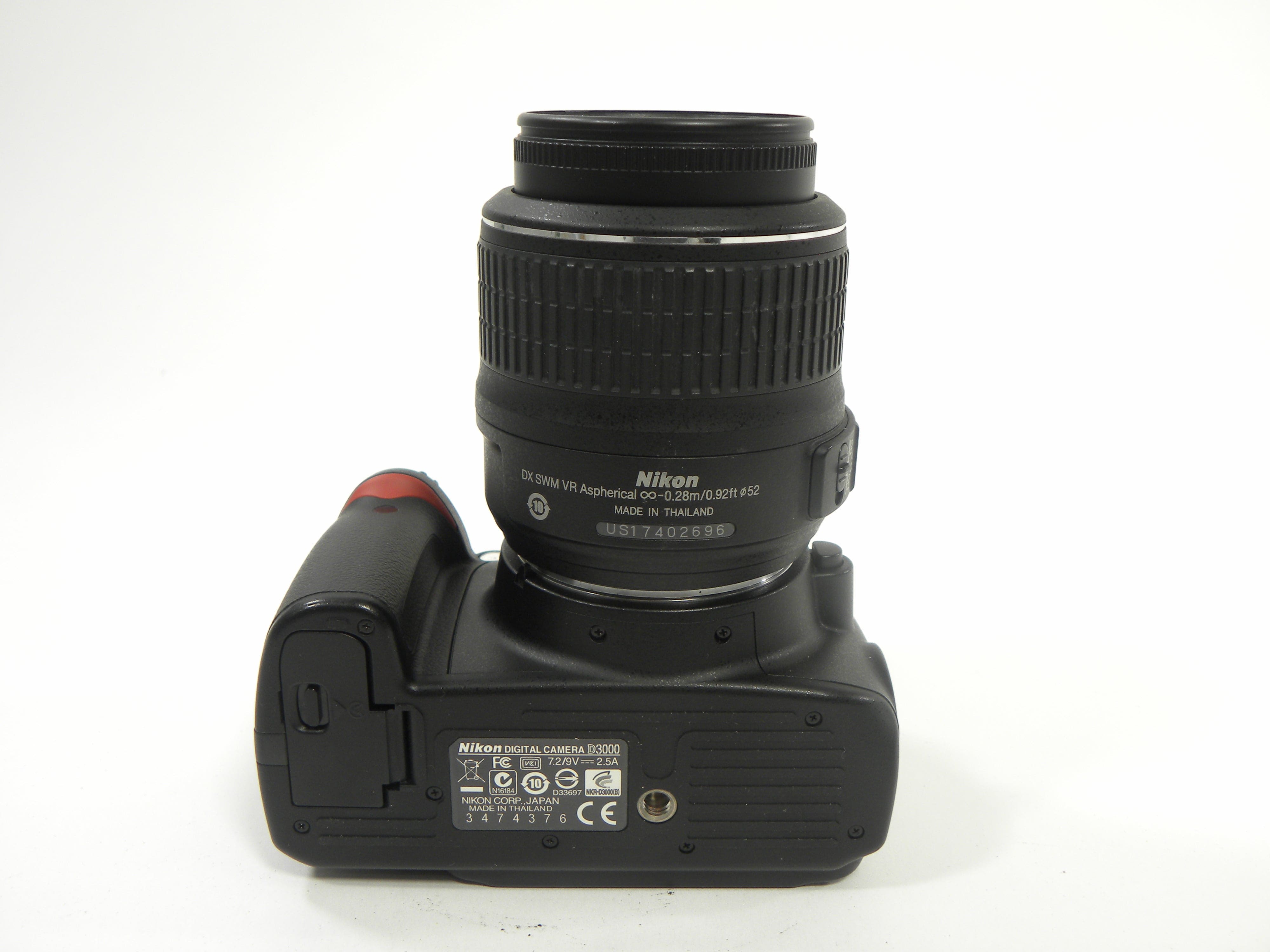 Nikon D3000 10.2mp Digital SLR w/AF-S Nikkor DX VR 18-55 Shutter Ct. 3,761