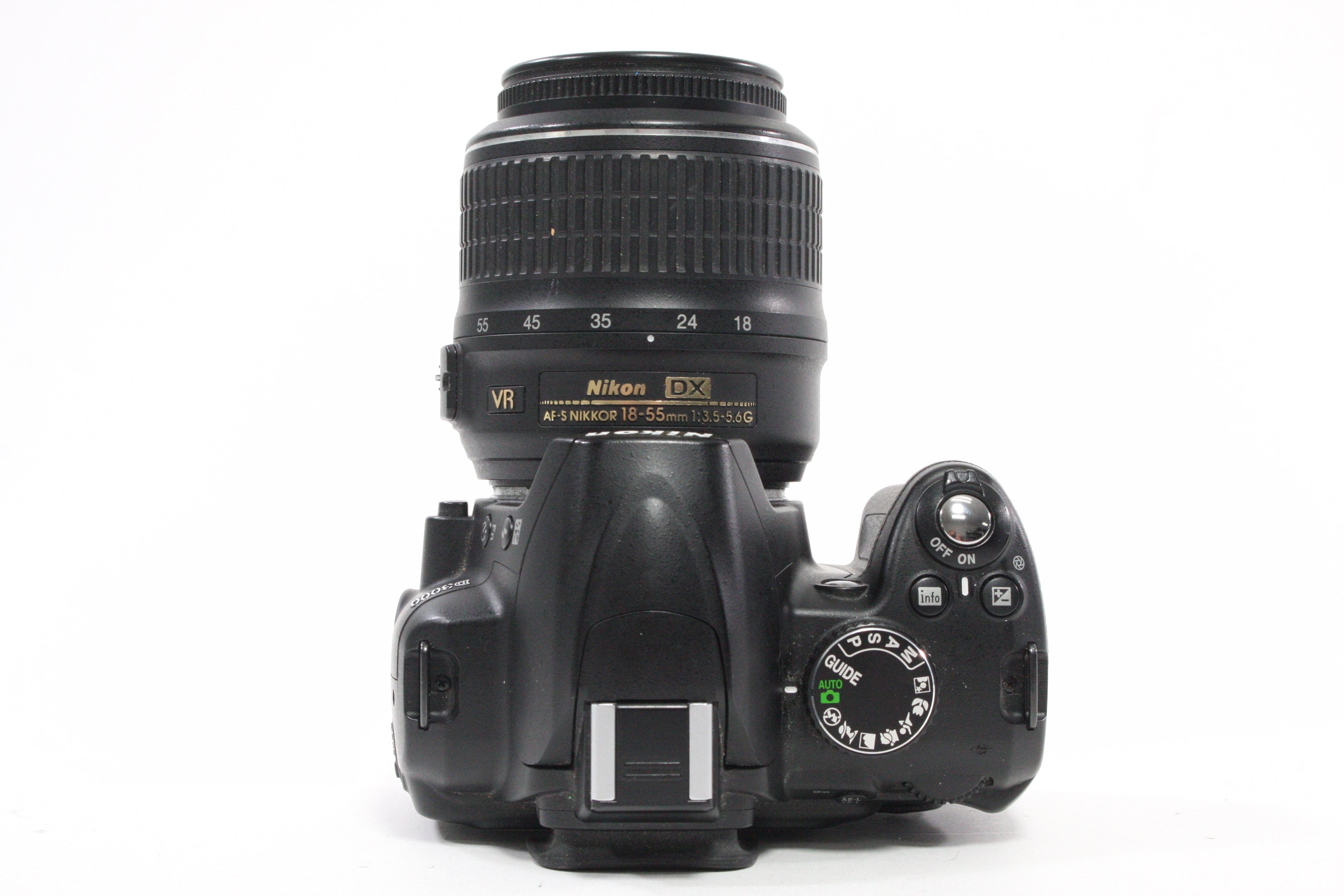 Nikon D3000 Digital SLR Camera with 18-55mm f/3.5-5.6G Lens Shutter Count 7,528