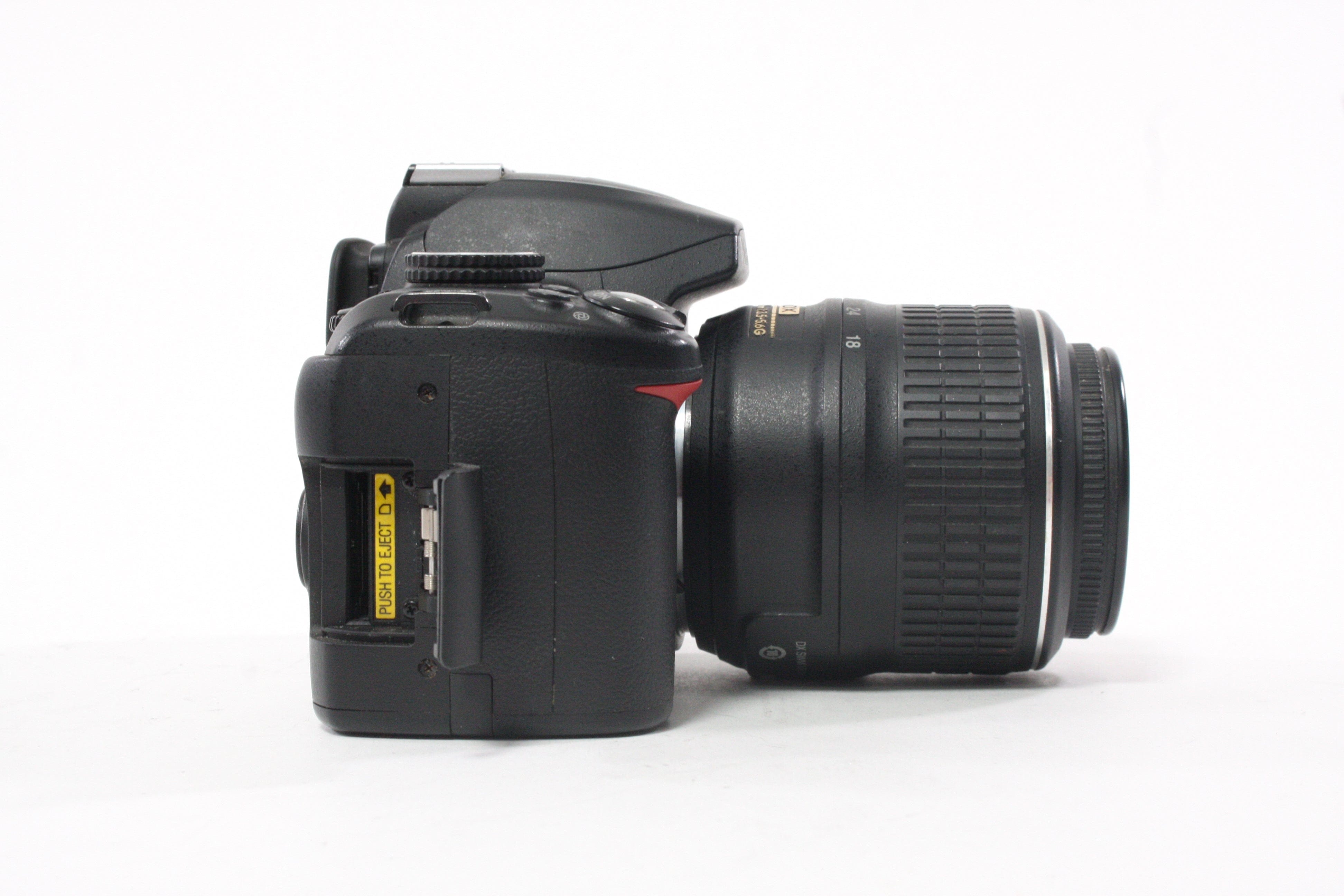 Nikon D3000 DSLR with 18-55mm f/3.5-5.6 G Lens