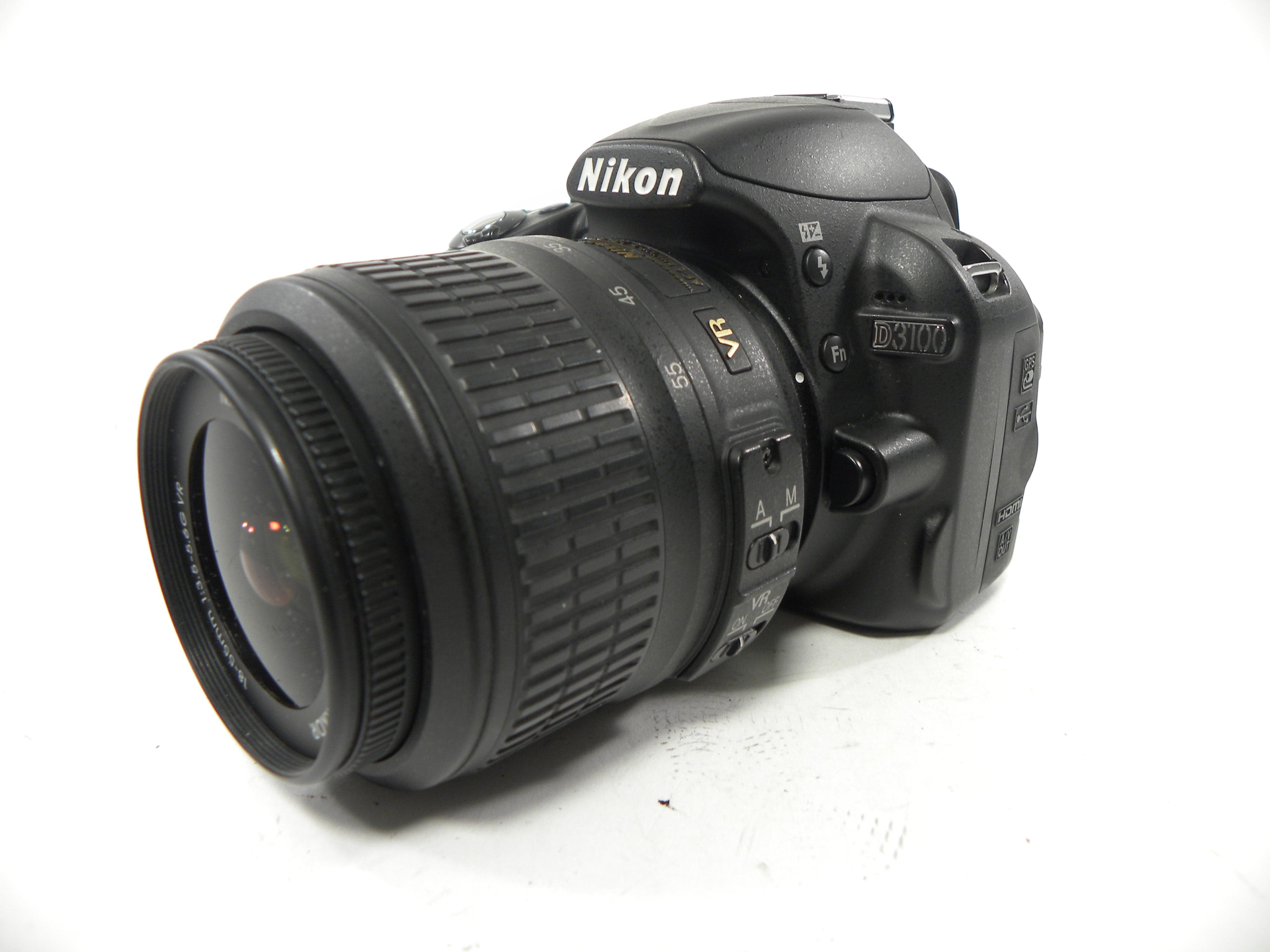 Nikon D3100 14mp Digital SLR w/AF-S Nikkor 18-55 f3.5-5.6G DX VR