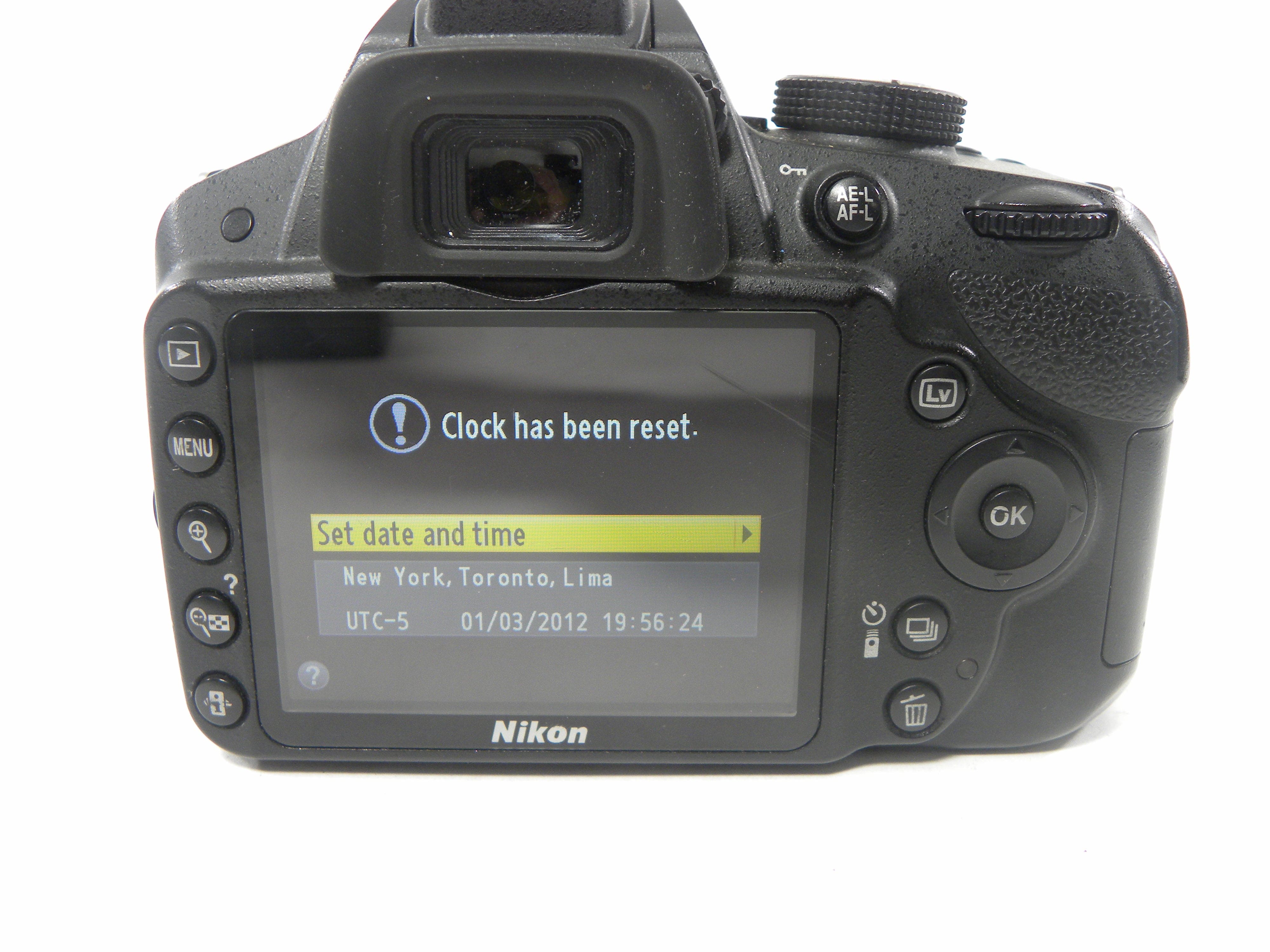 Nikon D3200 24.2mp Digital SLR Body only Shutter Ct. 46,515