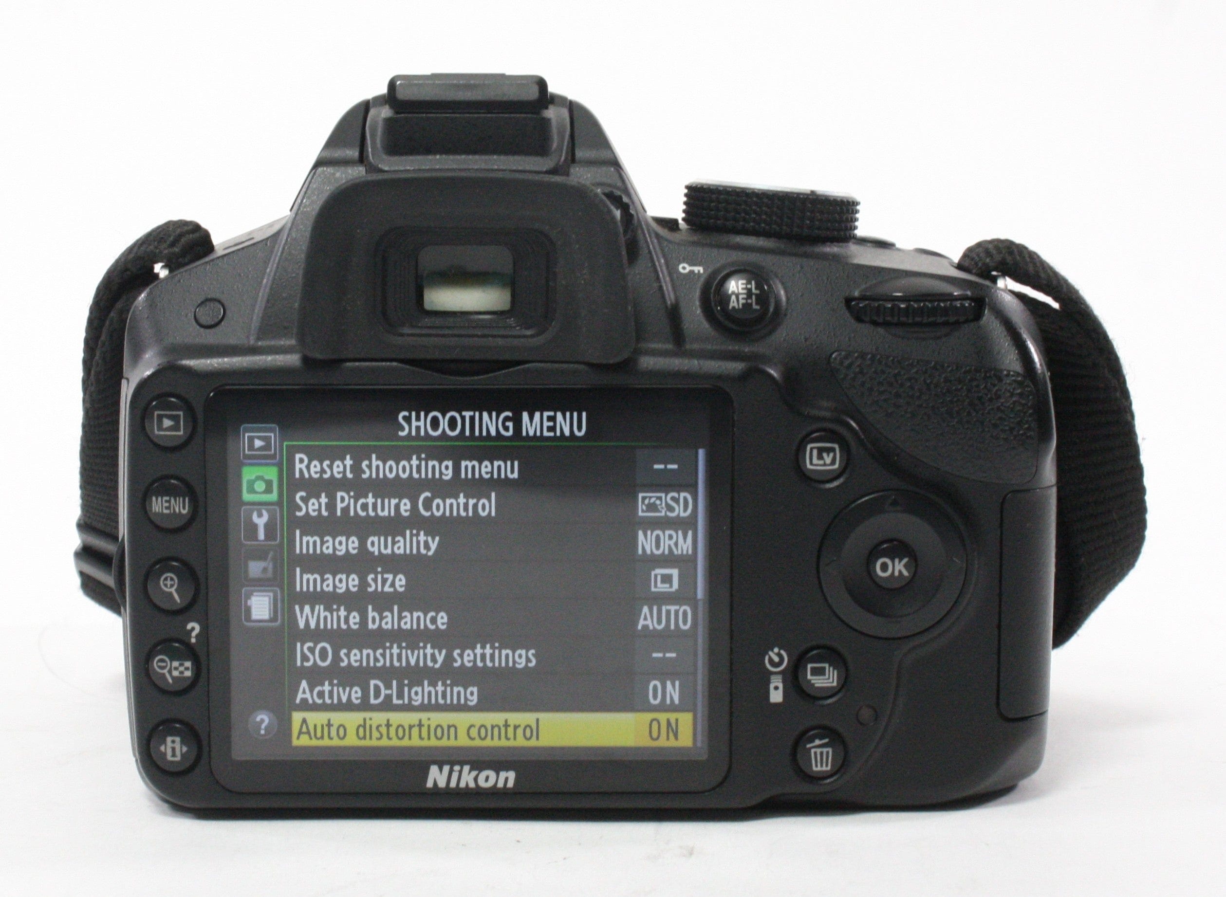 Nikon D3200 with Nikon AF-S 18-55mm f/3.5-5.6 DX VR lens