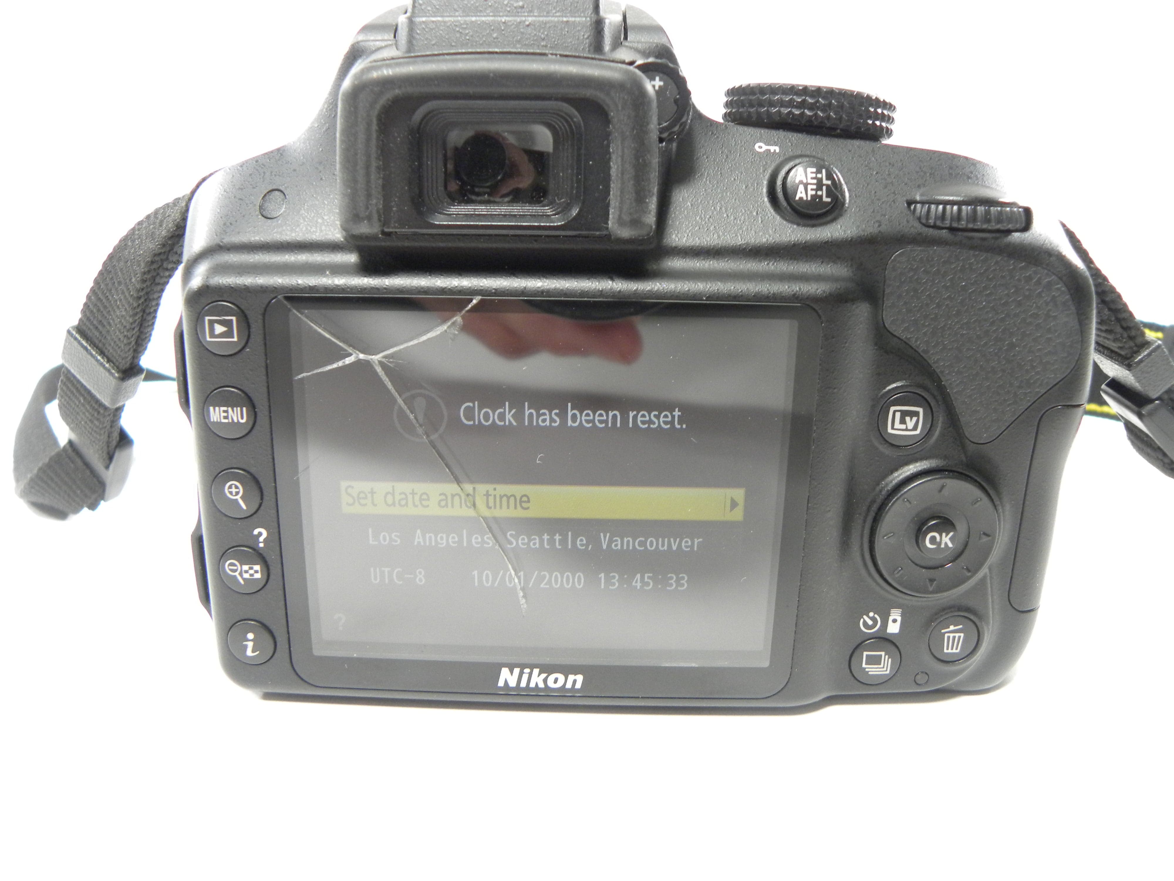 Nikon D3300 24.2mp Digital SLR Body Only Shutter Ct. 2,127