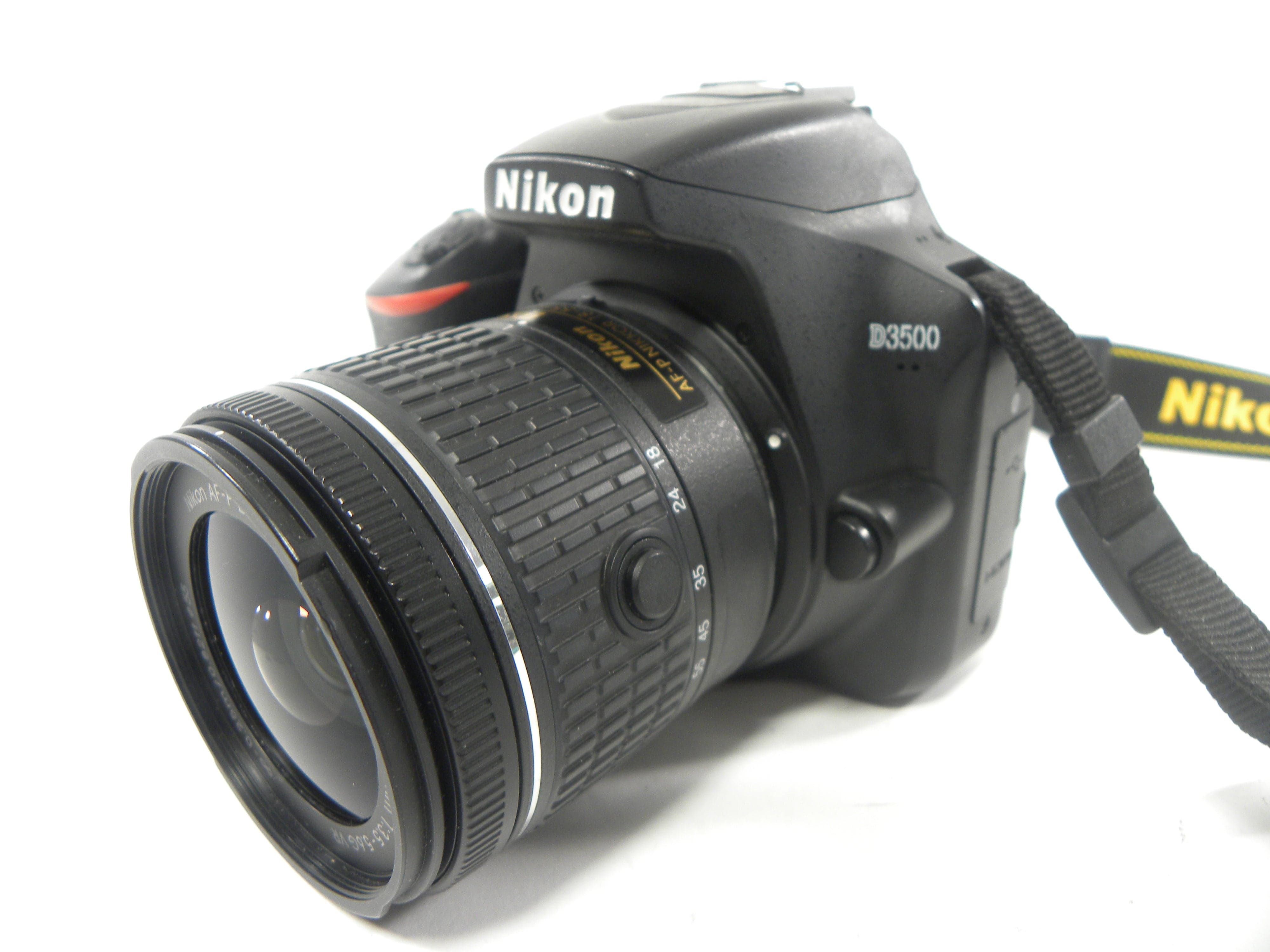 Nikon D3500 24.2mp Digital SLR w/AF-P DX VR 18-55 Shutter Ct. 1,704